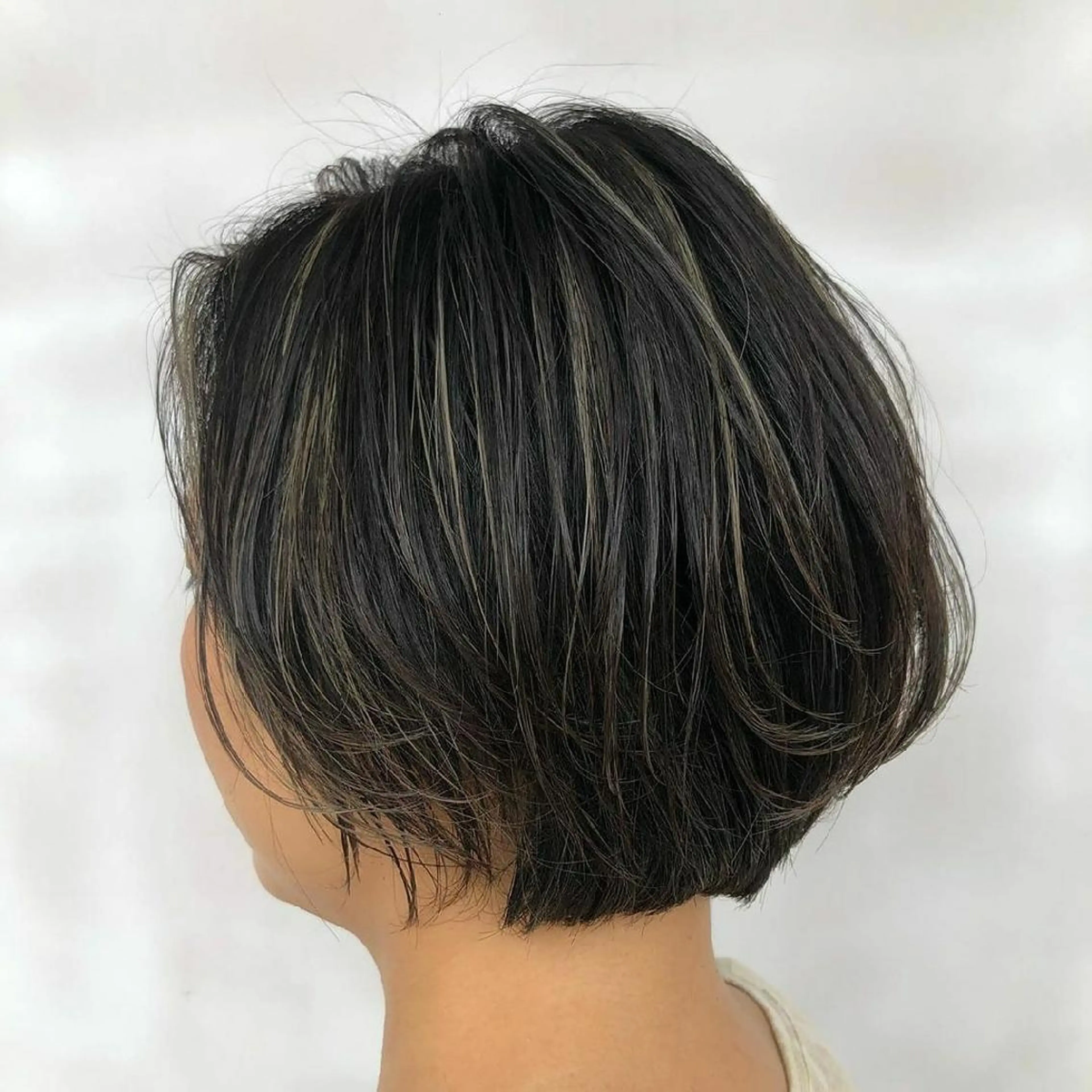 ショート カラー 501 HAIR studio所属・22時迄営業サロン⭐ YASUHIRO🌿の眉毛・アイブロウイメージ