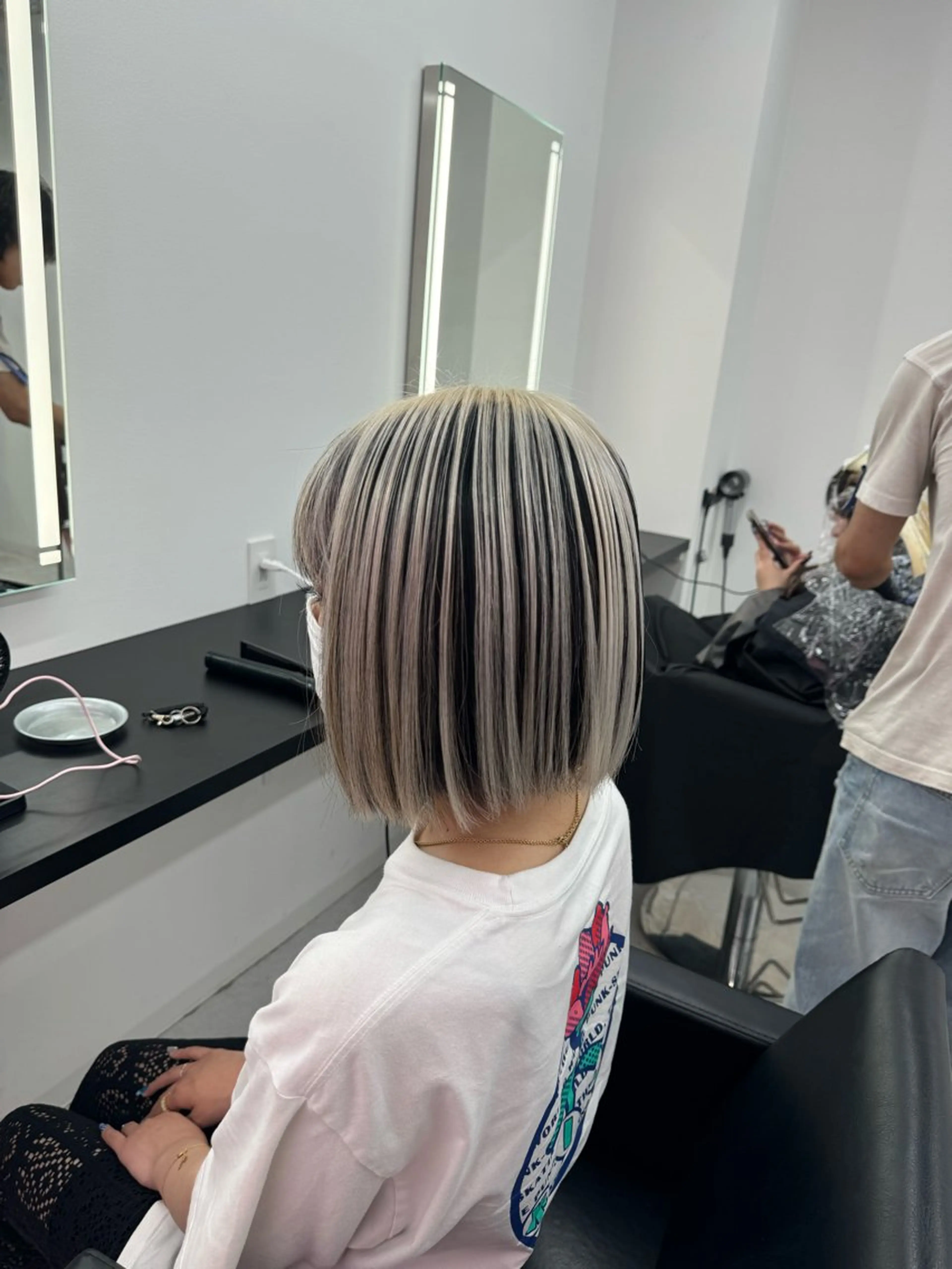 ショート カラー ヘアカラー トリートメント ブリーチカラー💖 rukaのヘアスタイル