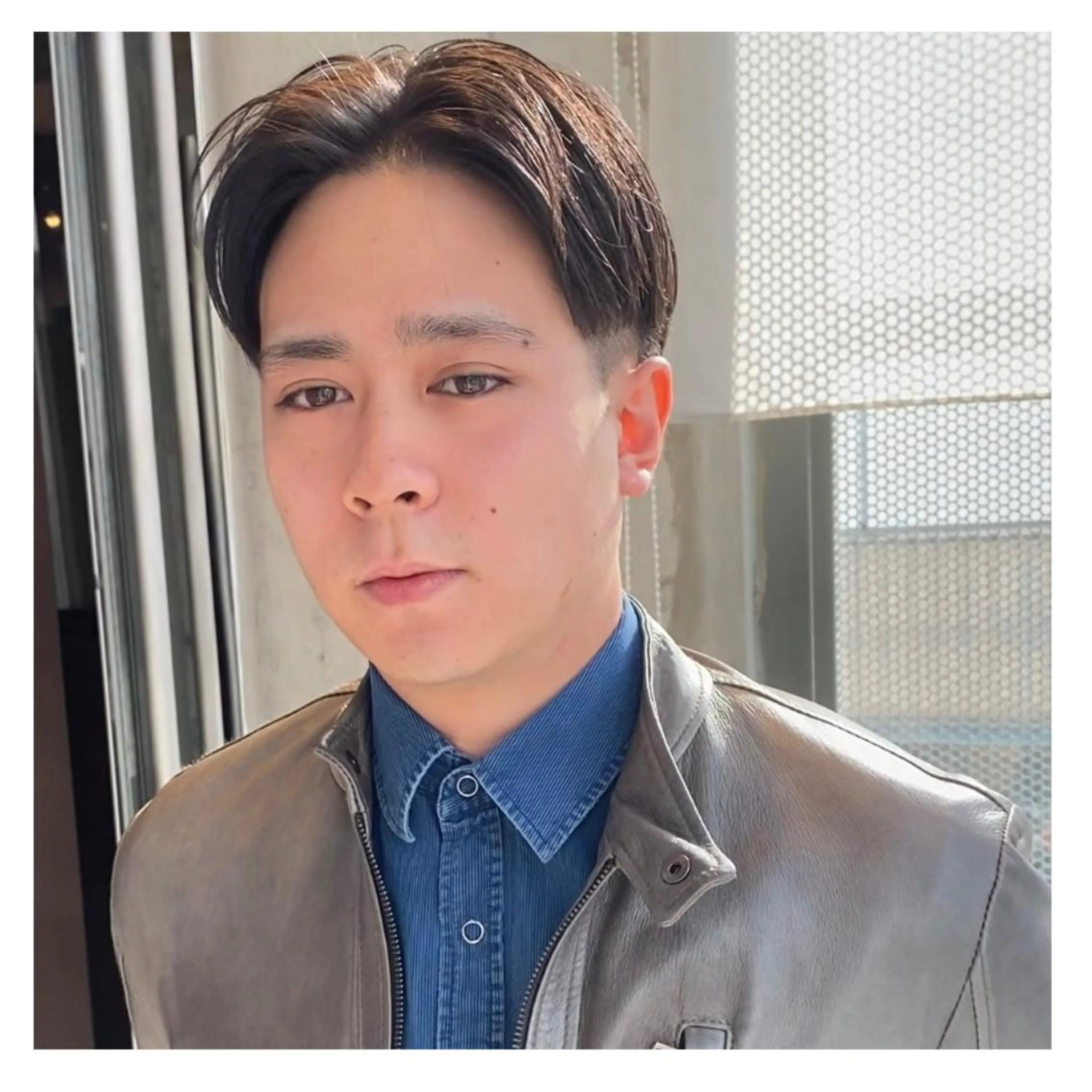 メンズ センターパート 刈り上げ カット YinYang所属・川﨑 章弘のヘアスタイル