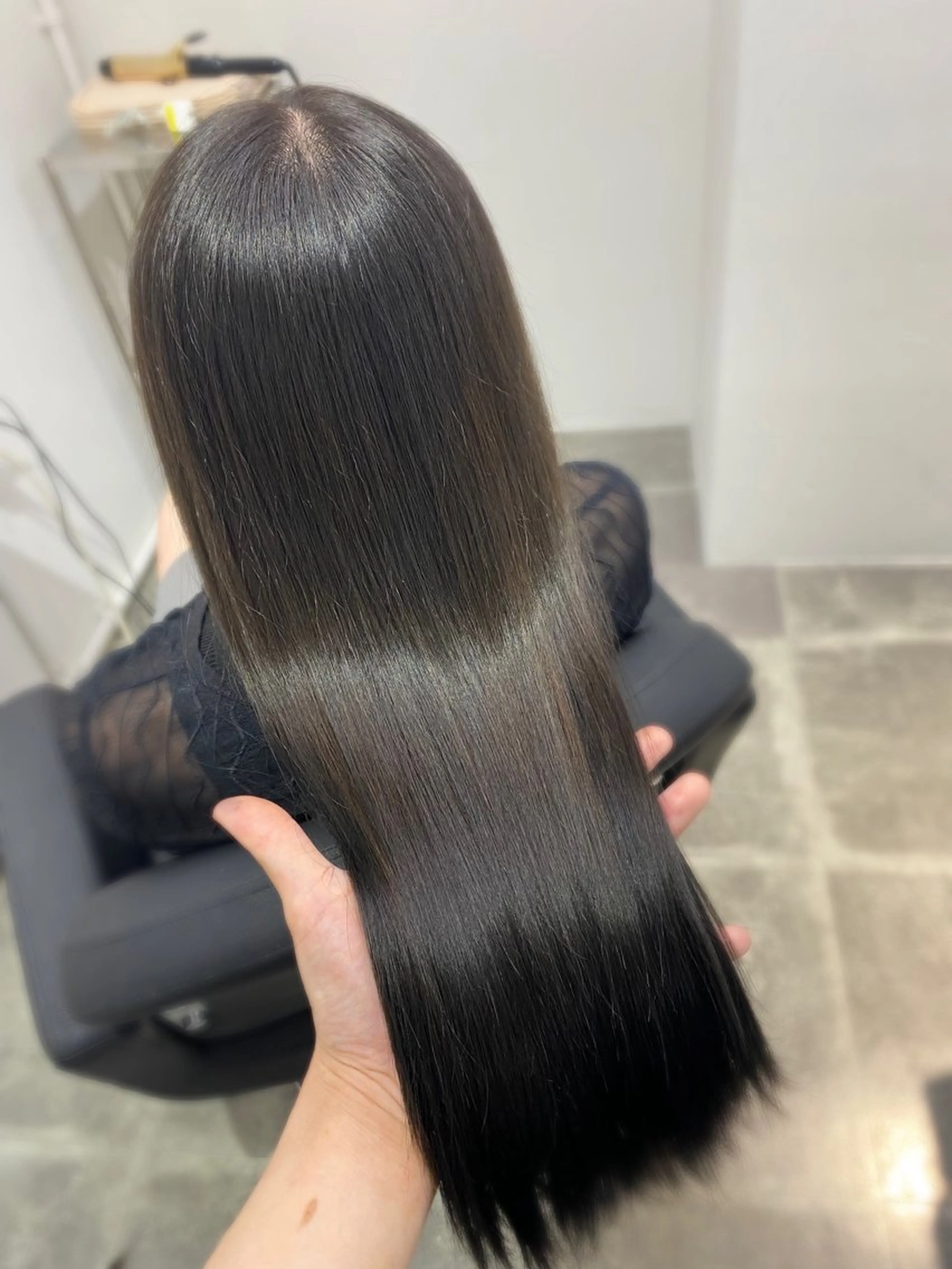 ロング 髪質改善 縮毛矯正 トリートメント カット ヘアカラー トリートメント YUZU🎀顔まわり ×レイヤーカットのヘアスタイル