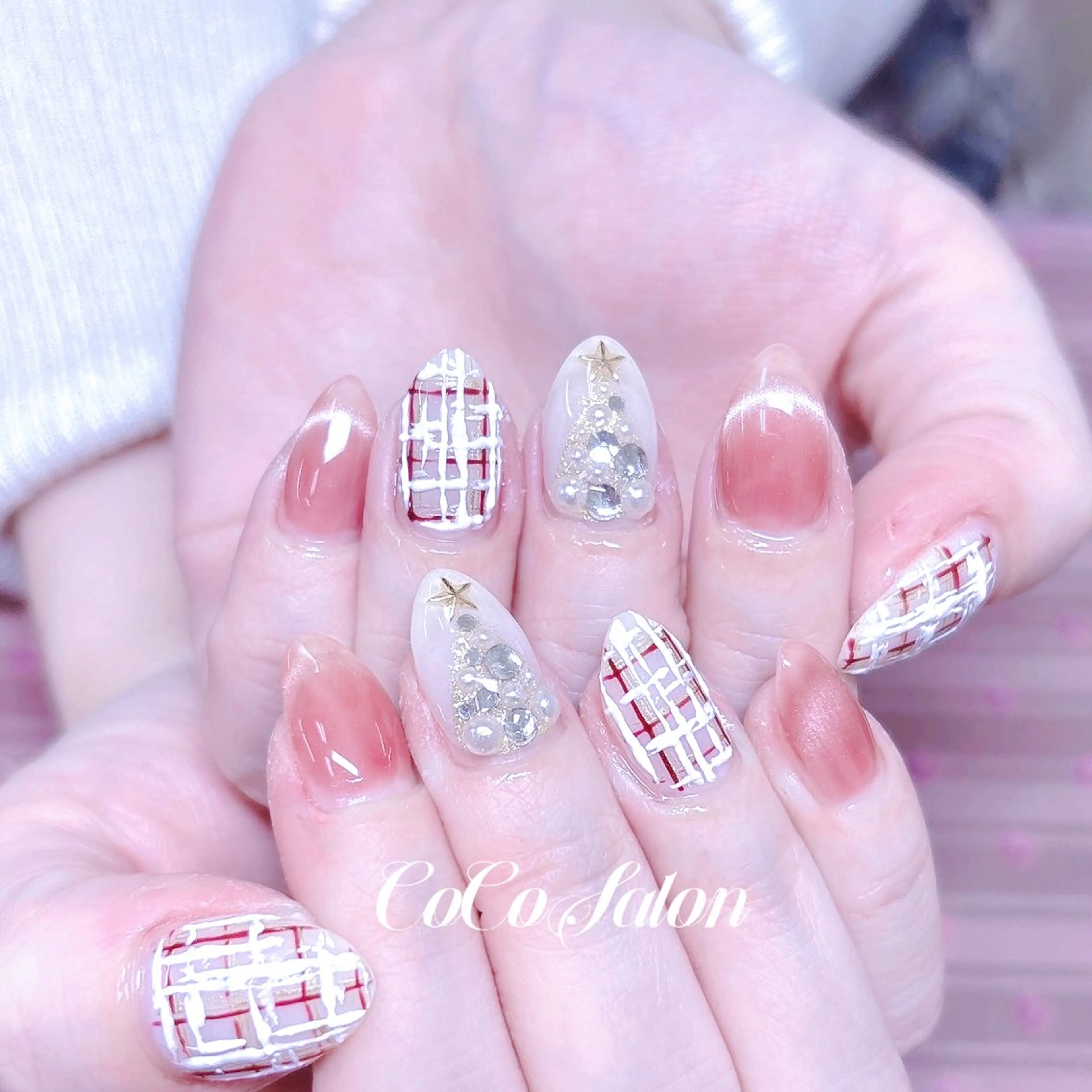 ネイル フレンチネイル ジェルネイル キラキラネイル マグネットネイル マグネットフレンチ ハンドネイル CoCoSalon ネイル/まつ毛予約のネイルデザイン