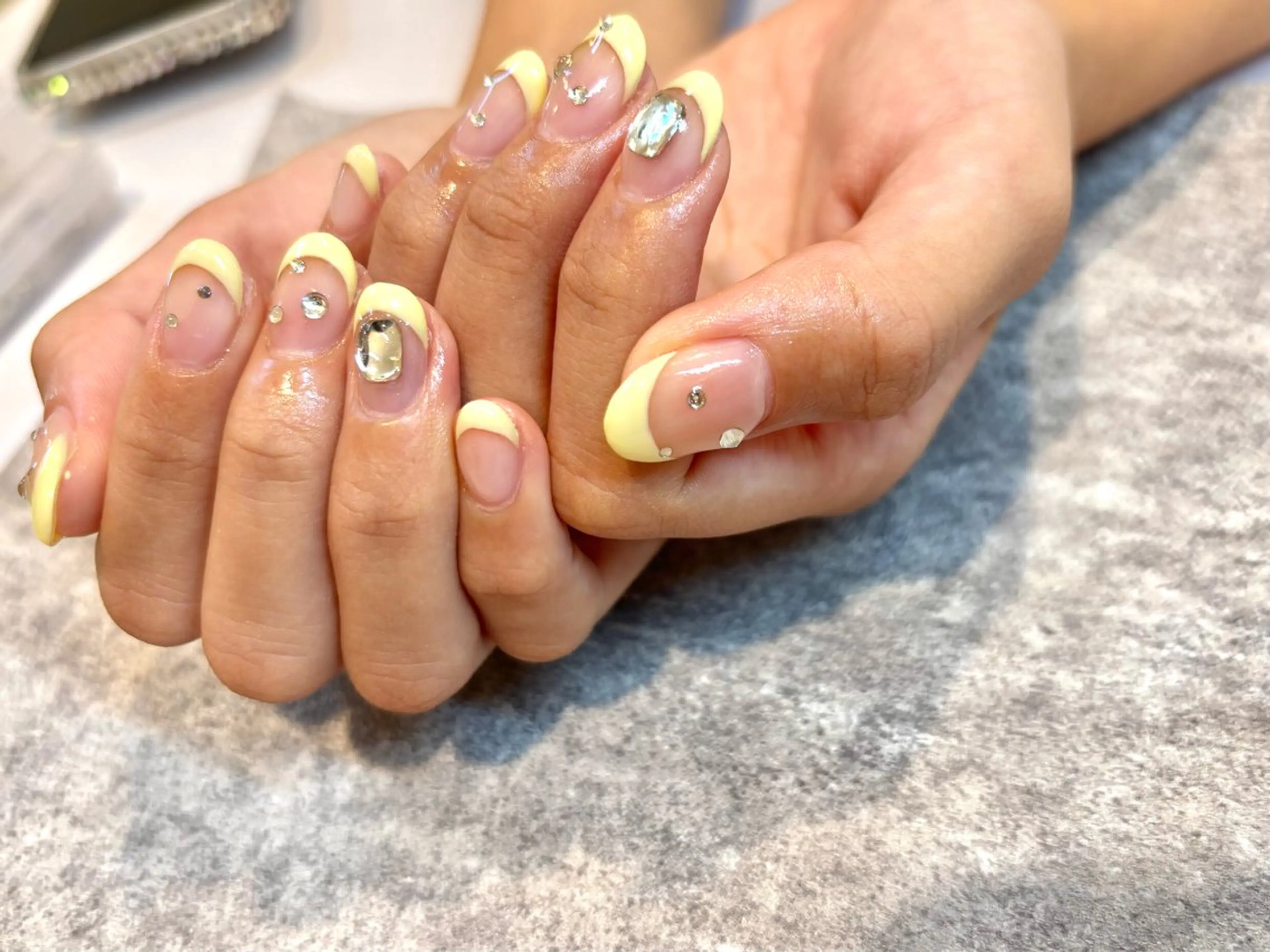 ネイル ハンドネイル AXSIA NAILのネイルデザイン