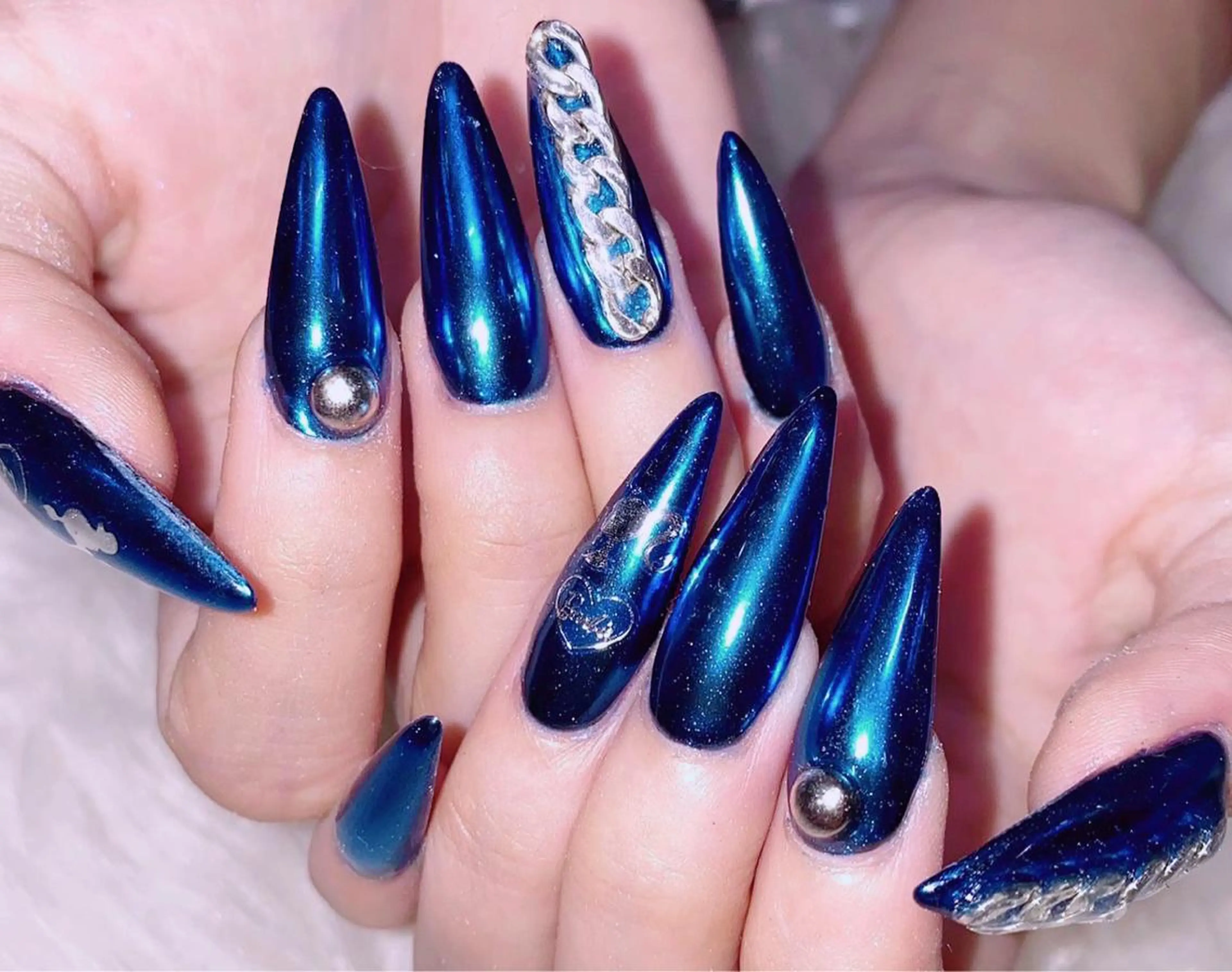 ネイル 成人式 スカルプネイル NAILSGOGO shibuyaのネイルデザイン