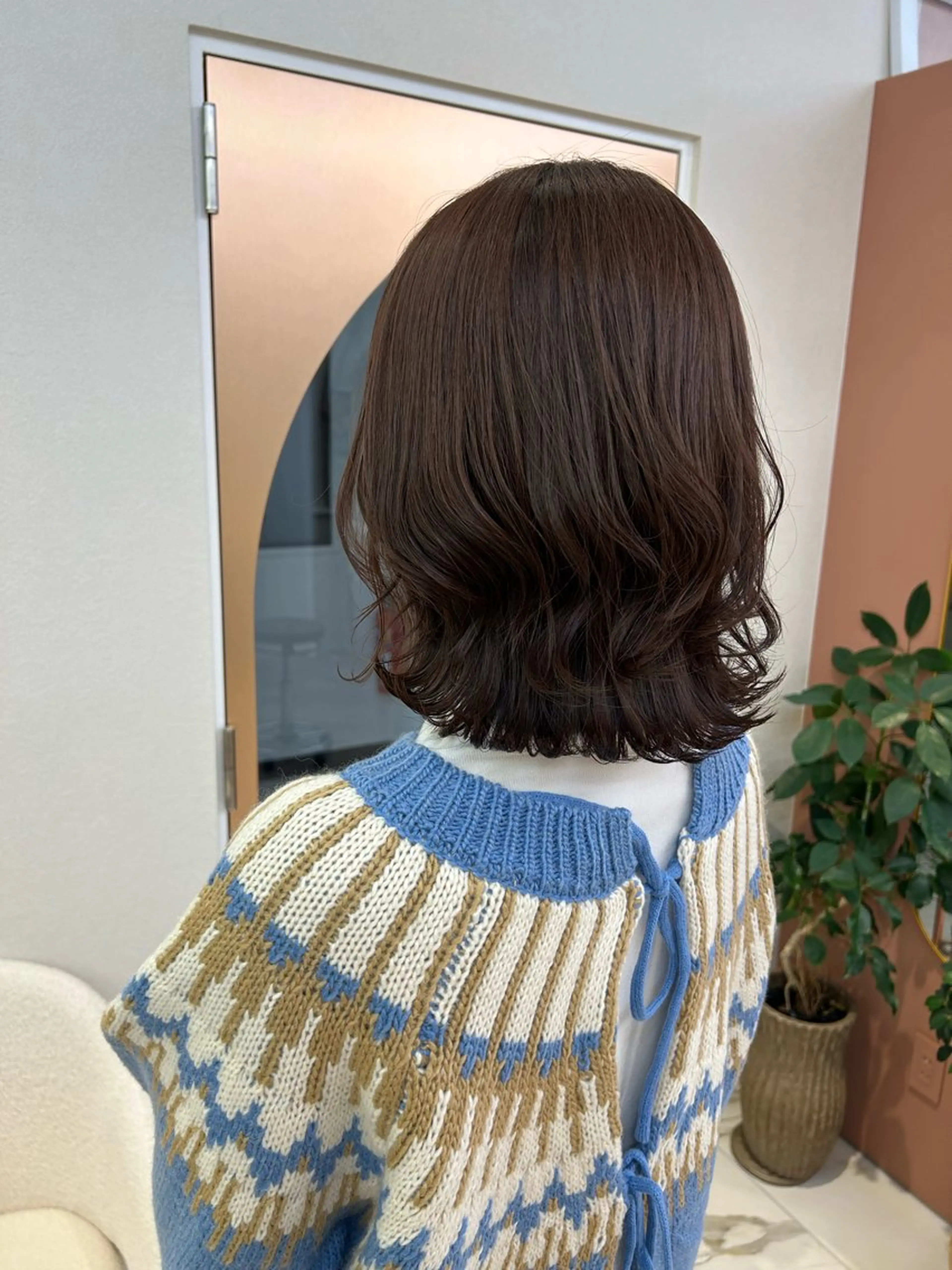 ミディアム カラー 佐合 梨花 / ｅａｕ〈オー〉のヘアスタイル