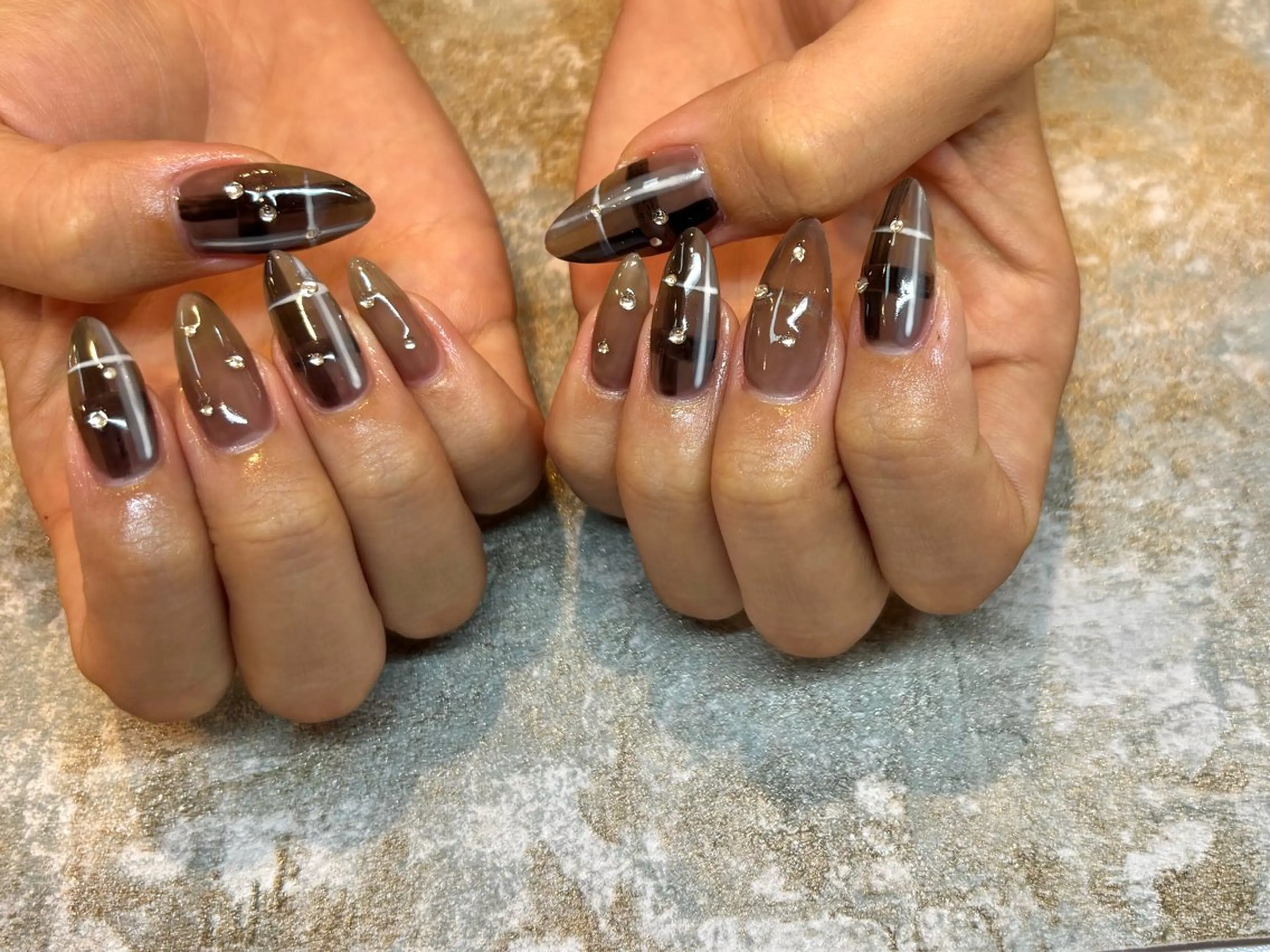 ネイル ハンドネイル AXSIA NAILのネイルデザイン
