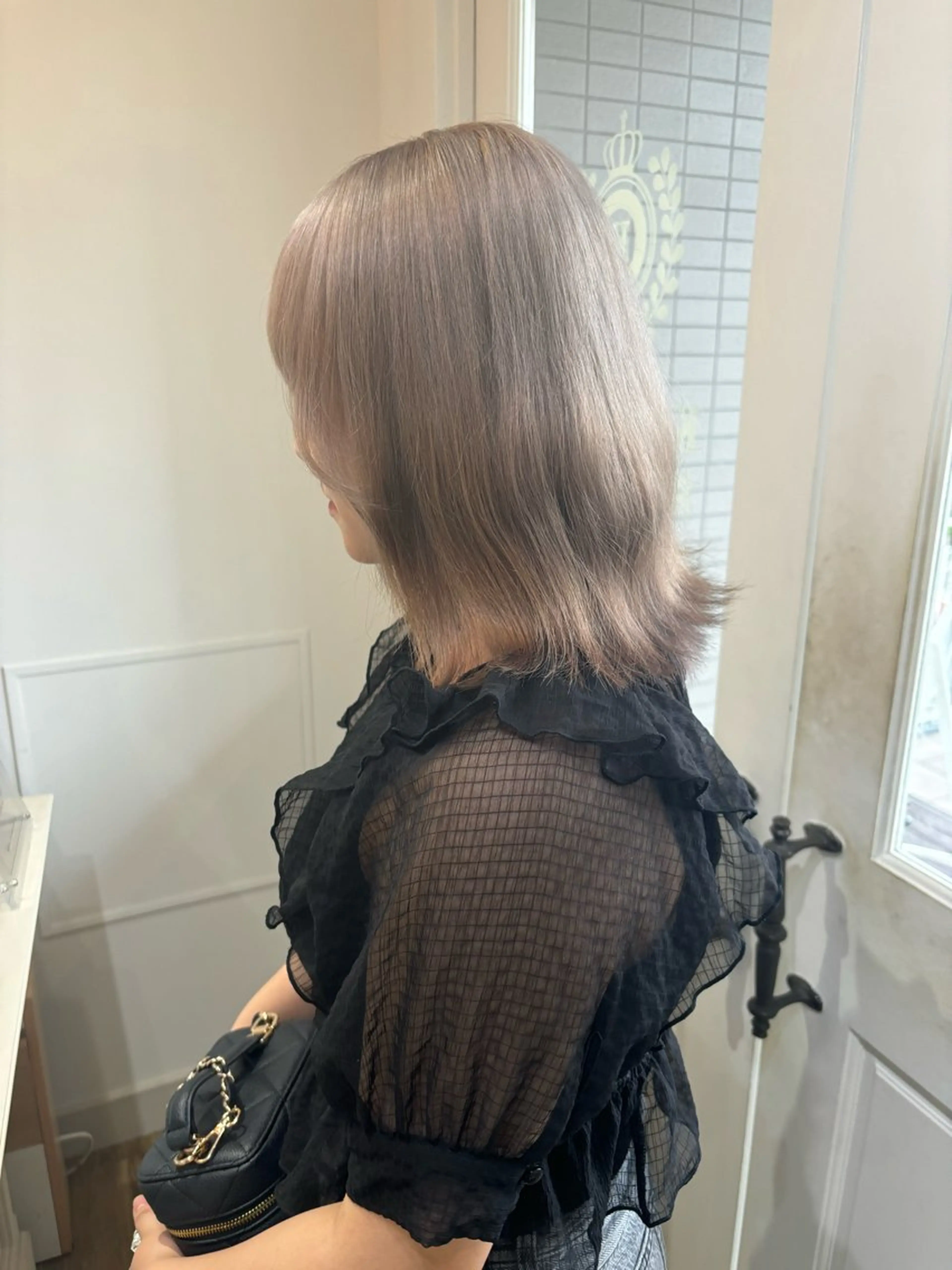 ミディアム カラー ヘアカラー トリートメント Risa🐈‍⬛/ グレージュ/透明感のヘアスタイル