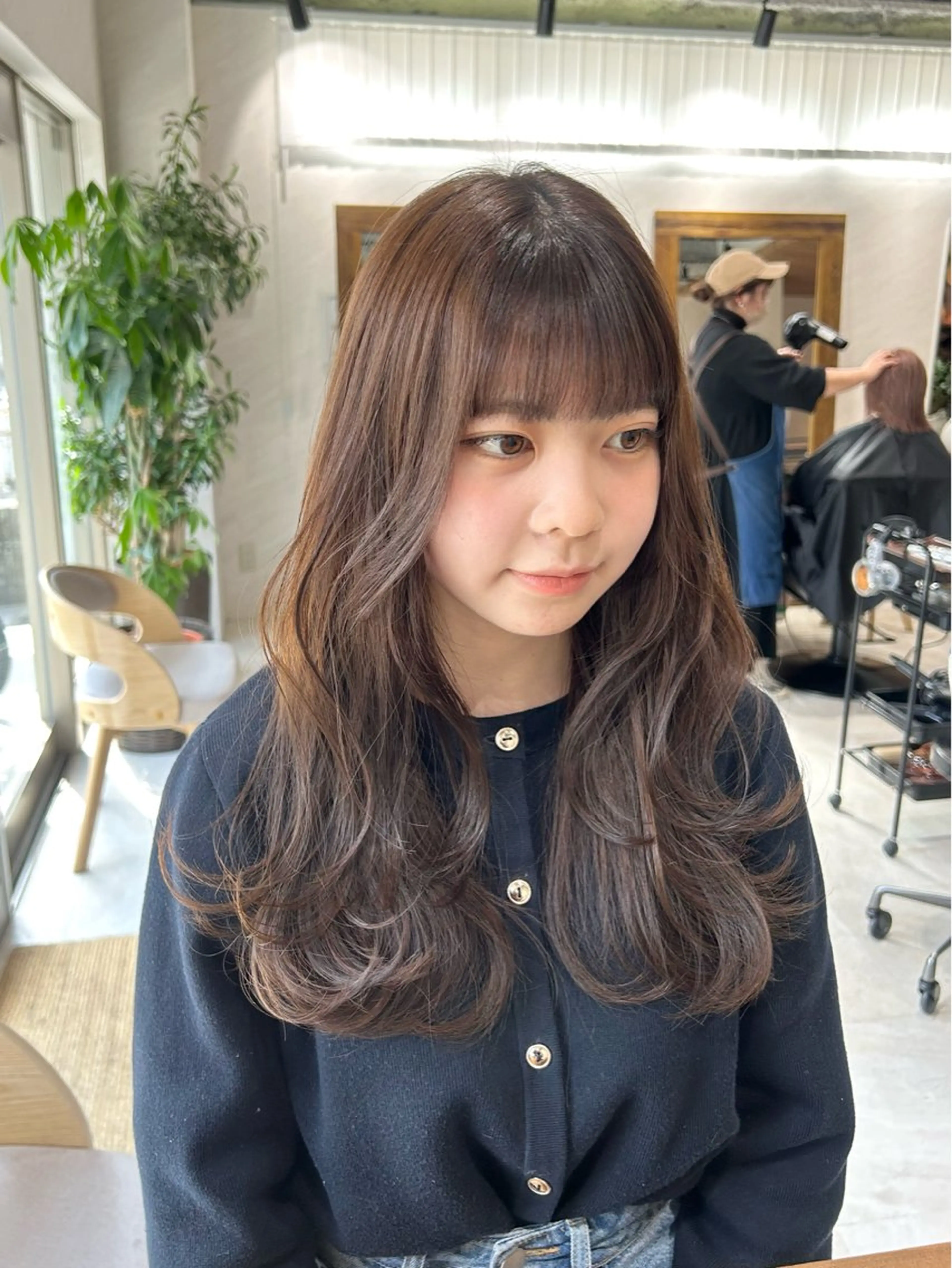 セミロング カラー 🌷横浜/レイヤー /艶カラー🌷のヘアスタイル