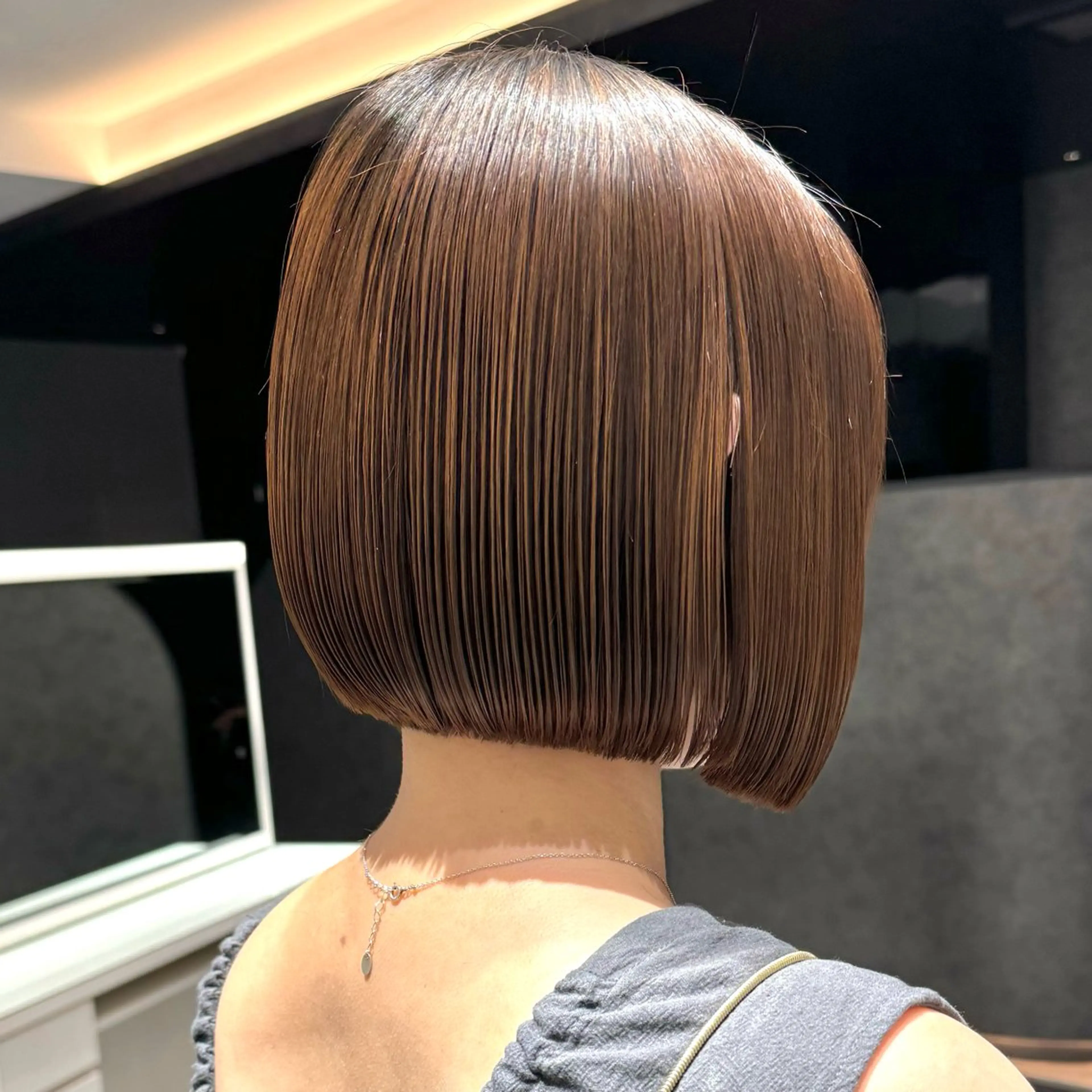 ショート ボブ ヘアカラー トリートメント ひなた あゆみのヘアスタイル