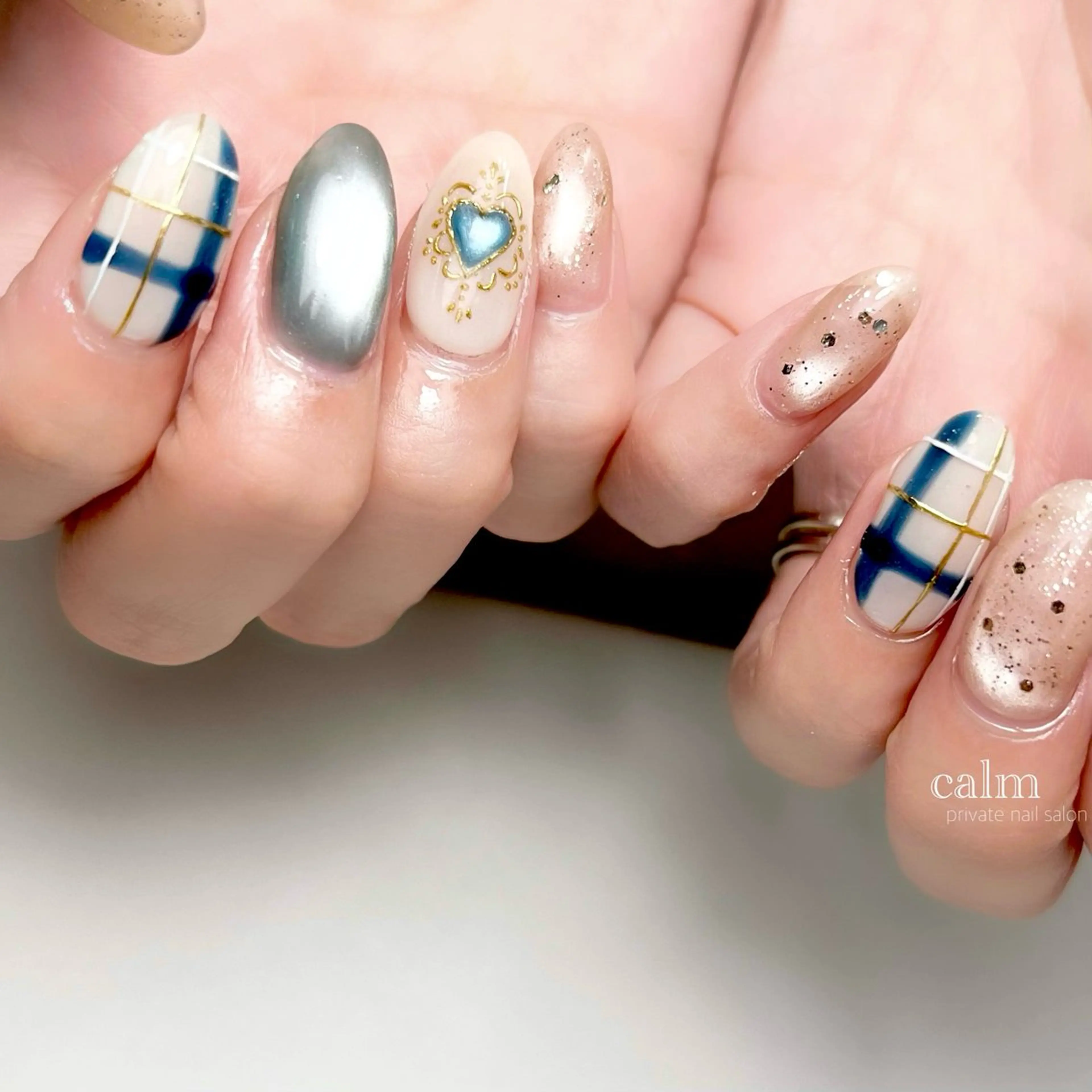 ネイル ハンドネイル calm 〔ｶｰﾑ〕のネイルデザイン