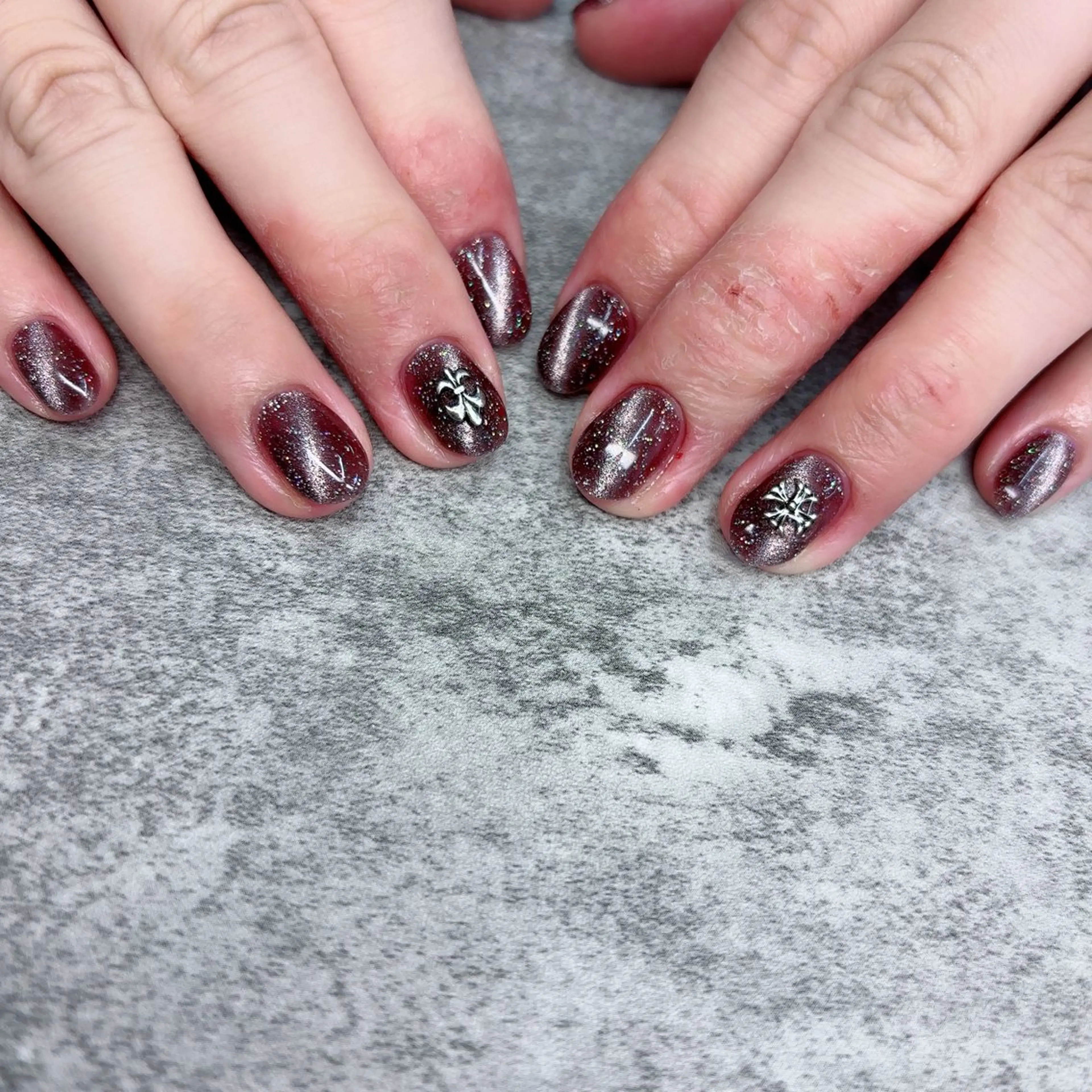 ネイル オーロラネイル フットネイル 氷ネイル・うるうるネイル キラキラネイル 韓国ネイル ハンドネイル Lance nailのネイルデザイン