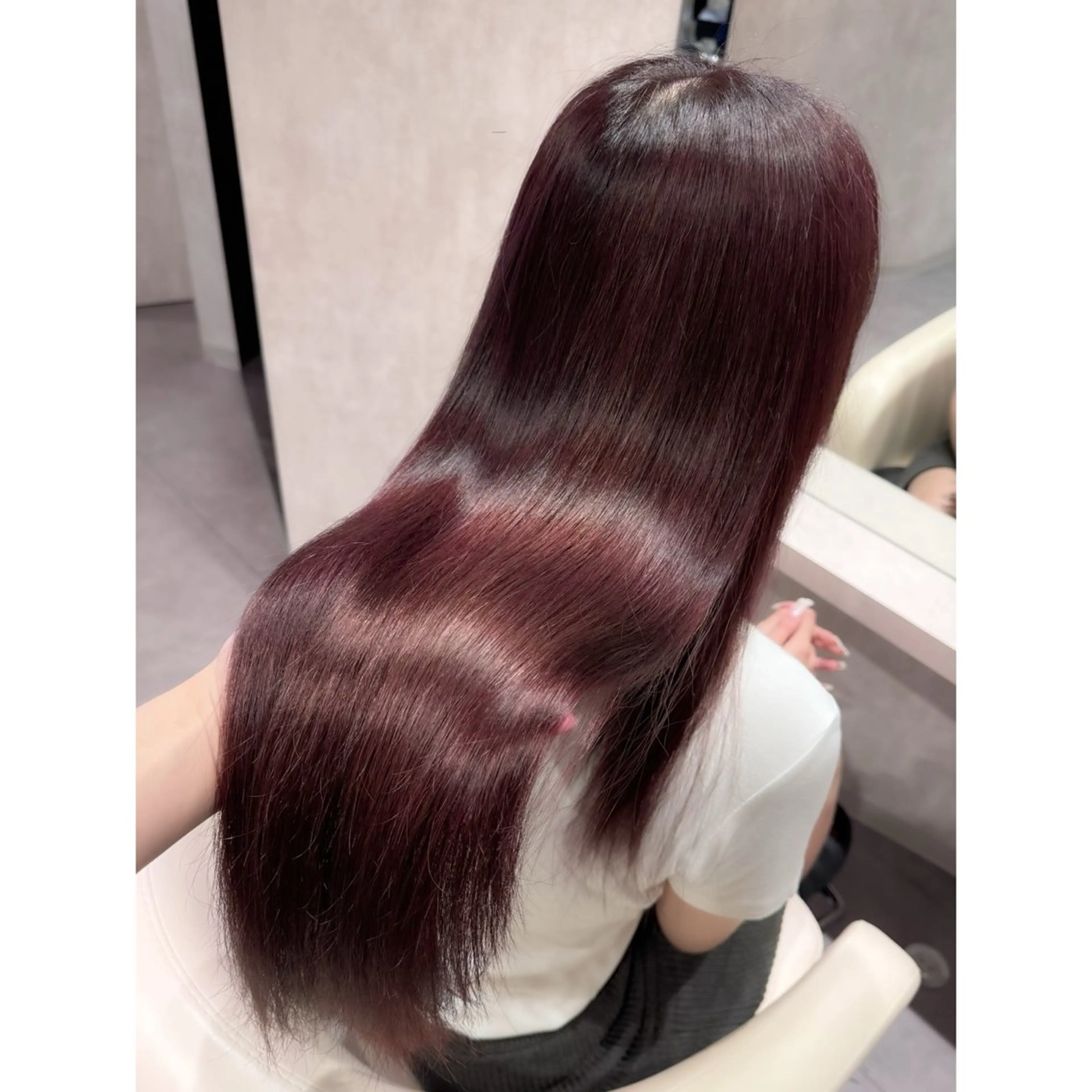 ロング カラー ブリーチ ヘアカラー LOTTA CUCCI所属・miyu /トレンド カラー×艶髪のヘアスタイル