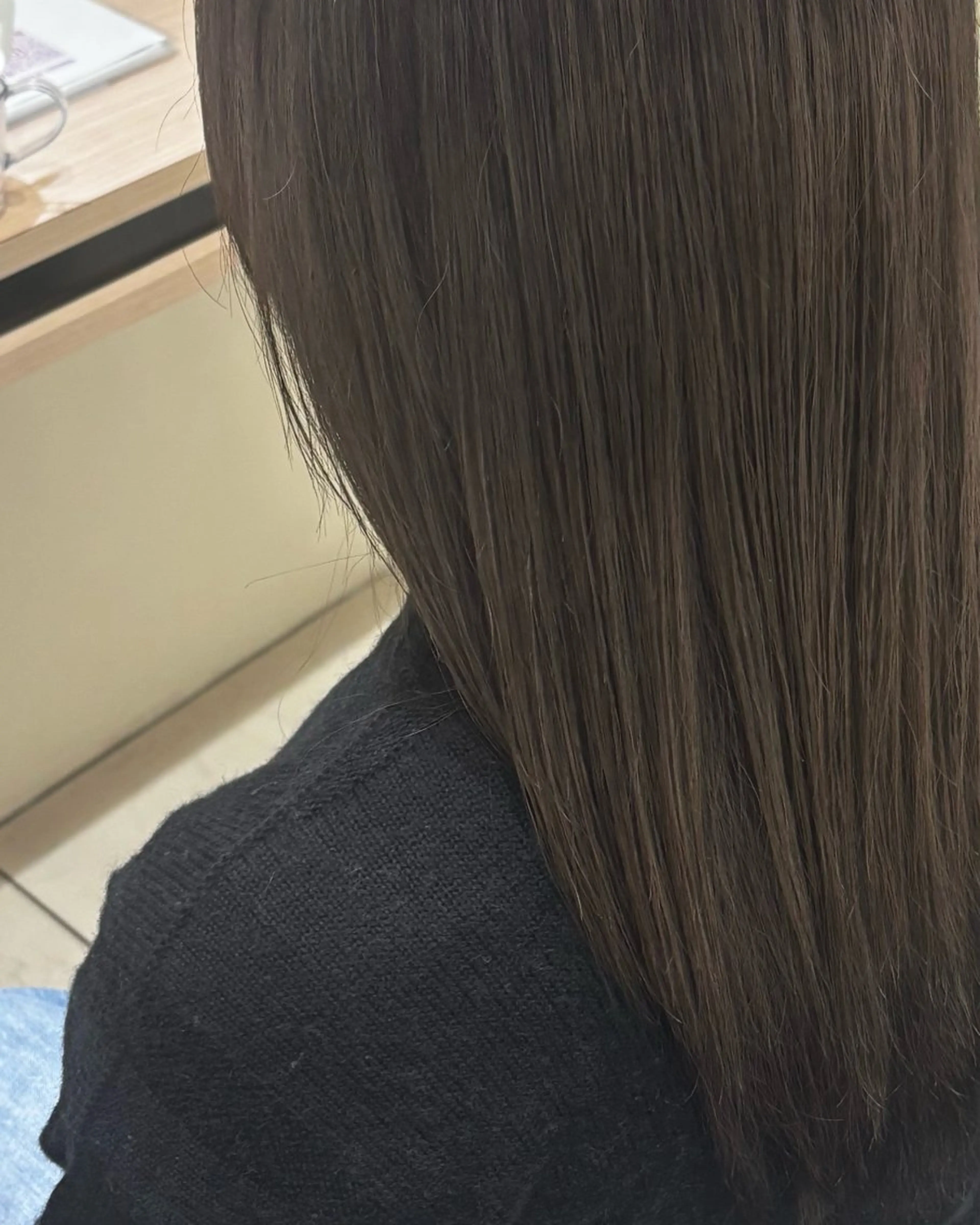 ロング カラー 透明感カラー グレージュ ヘアカラー 辻村 彩華のヘアスタイル