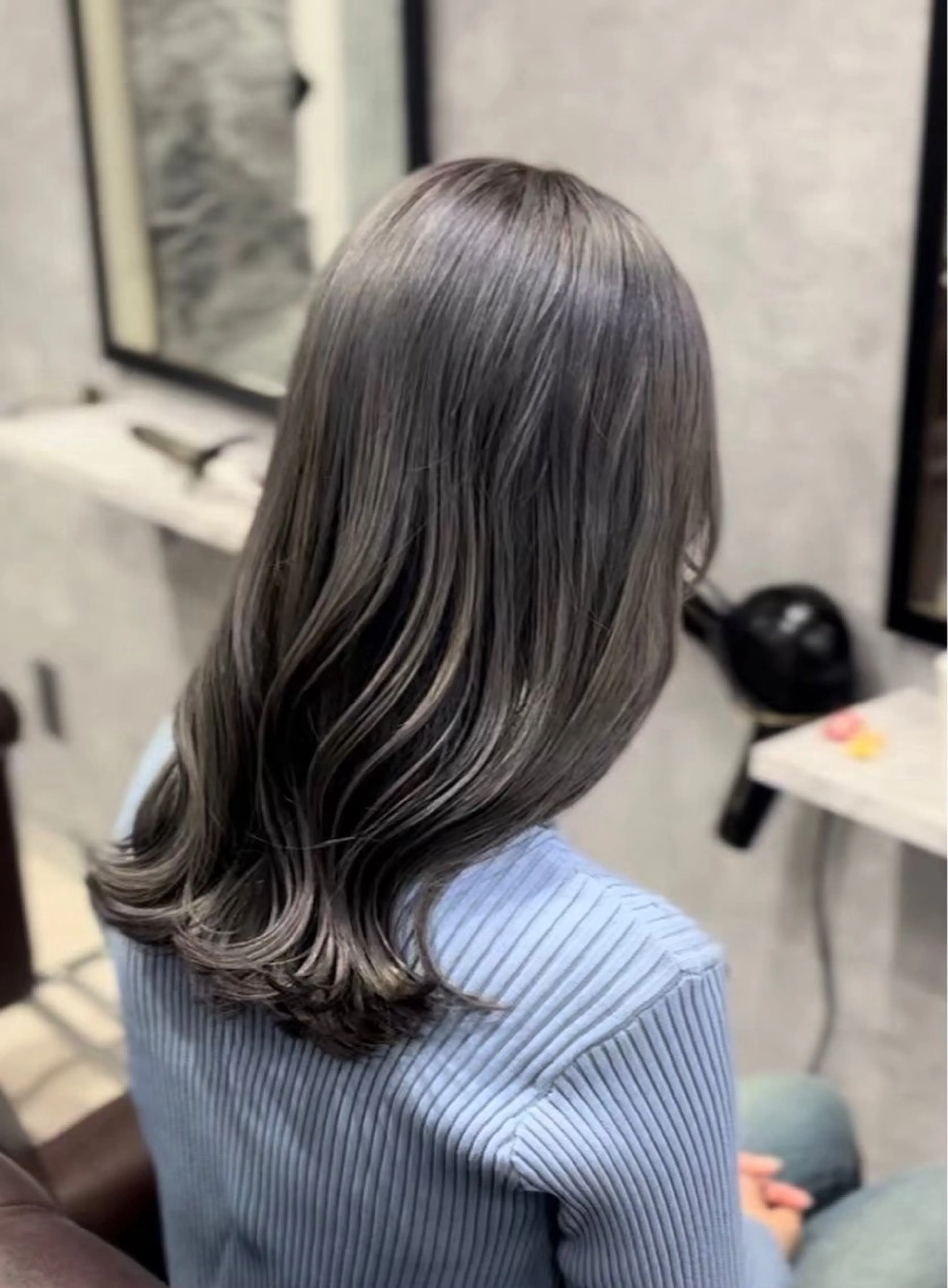 ミディアム カラー まりん モデル募集中🤍のヘアスタイル