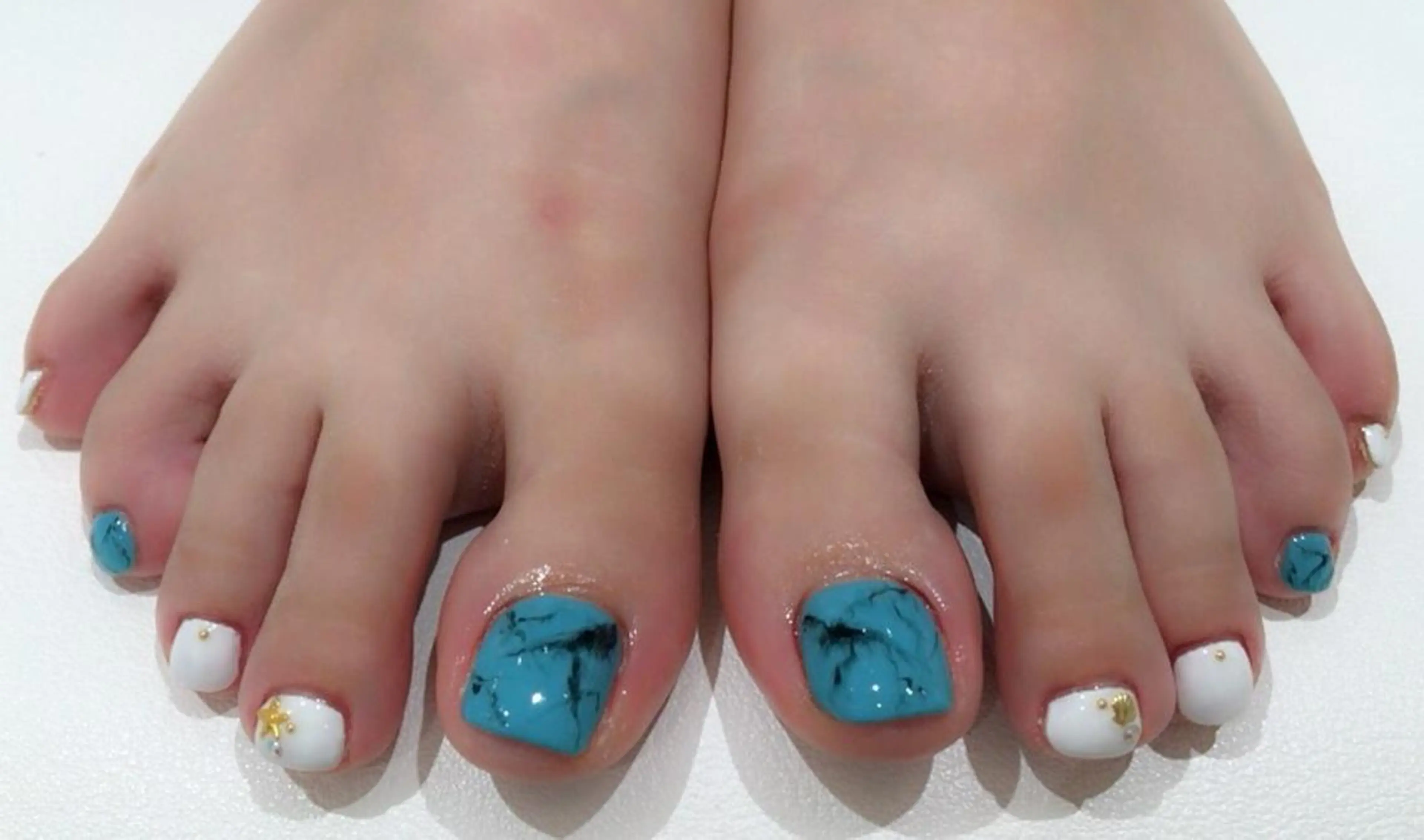 ネイル 山藤 萌永のネイルデザイン