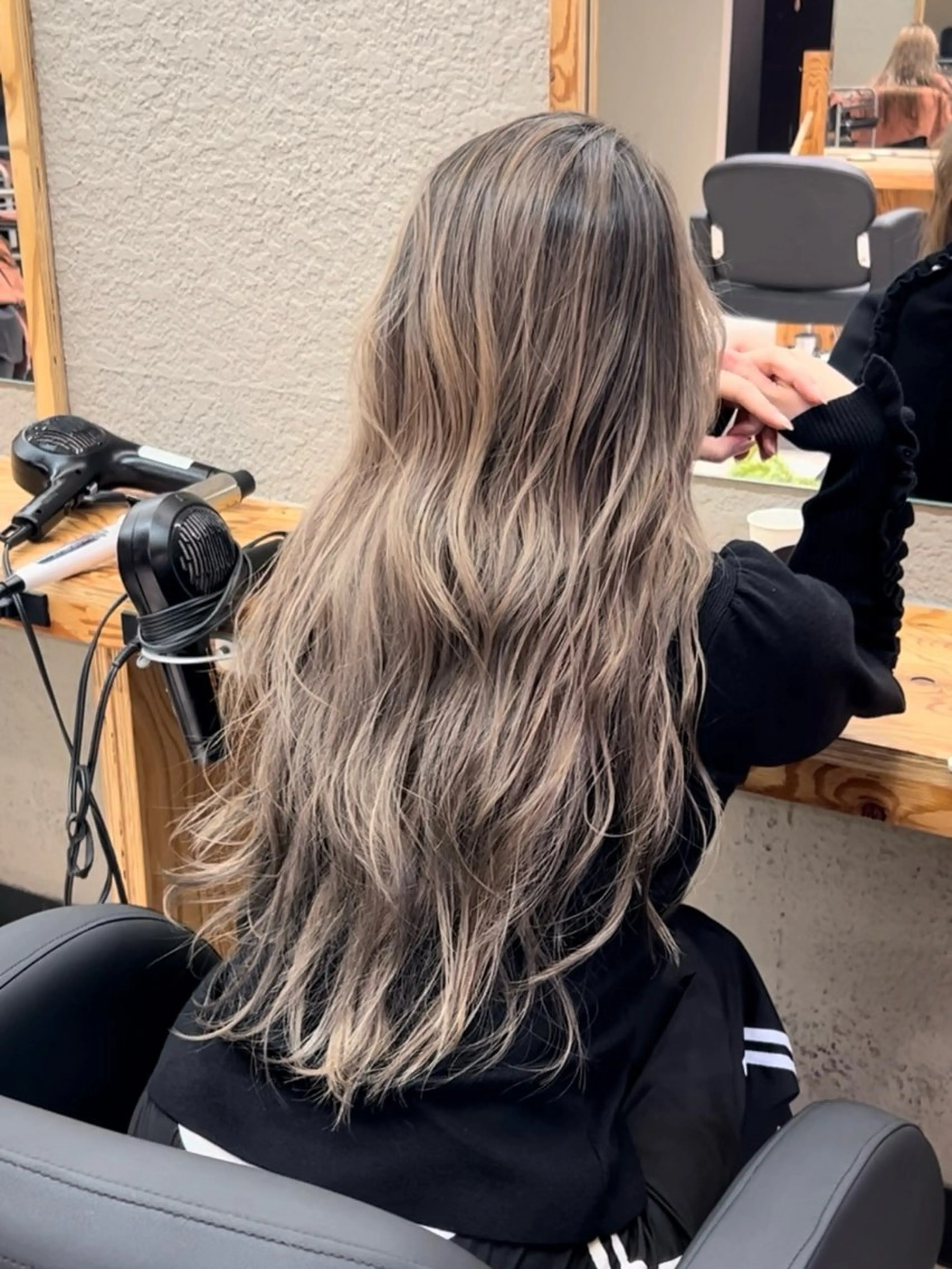 ロング カラー ヘアカラー 💖難波レイヤー カット💖ツバサのヘアスタイル