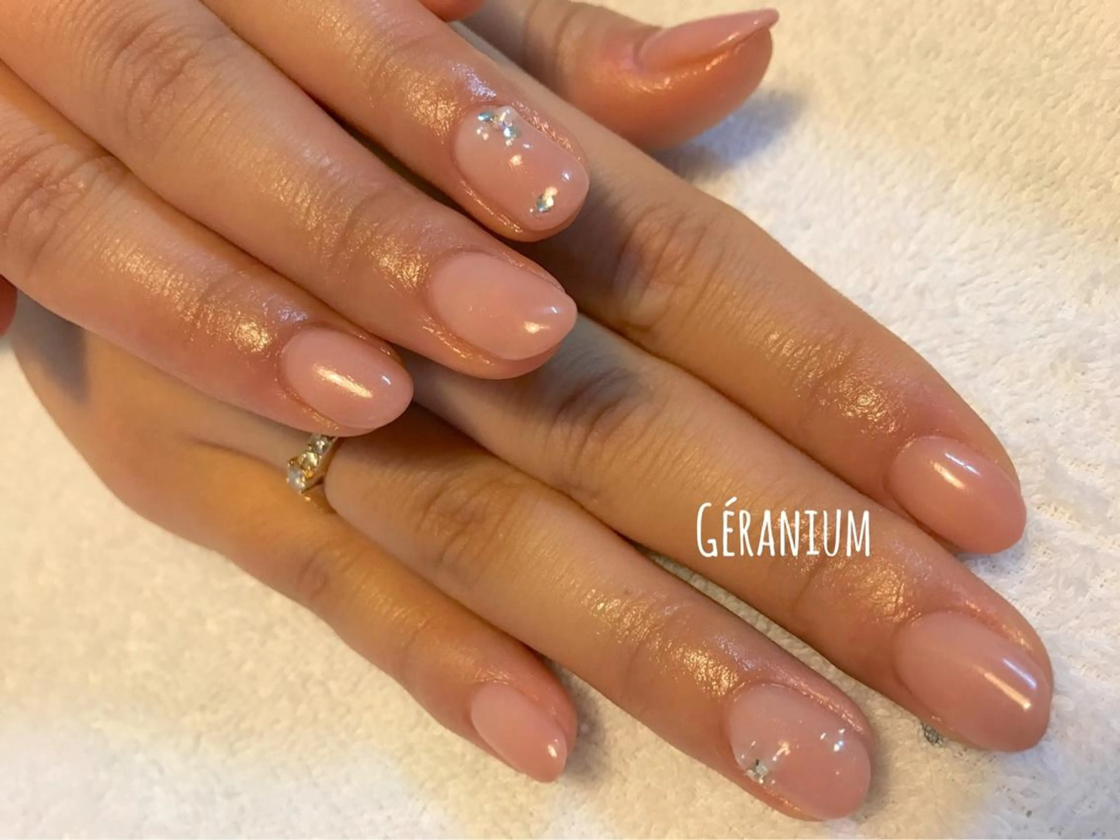 ネイル オフィスネイル GéRanium Harukaのネイルデザイン