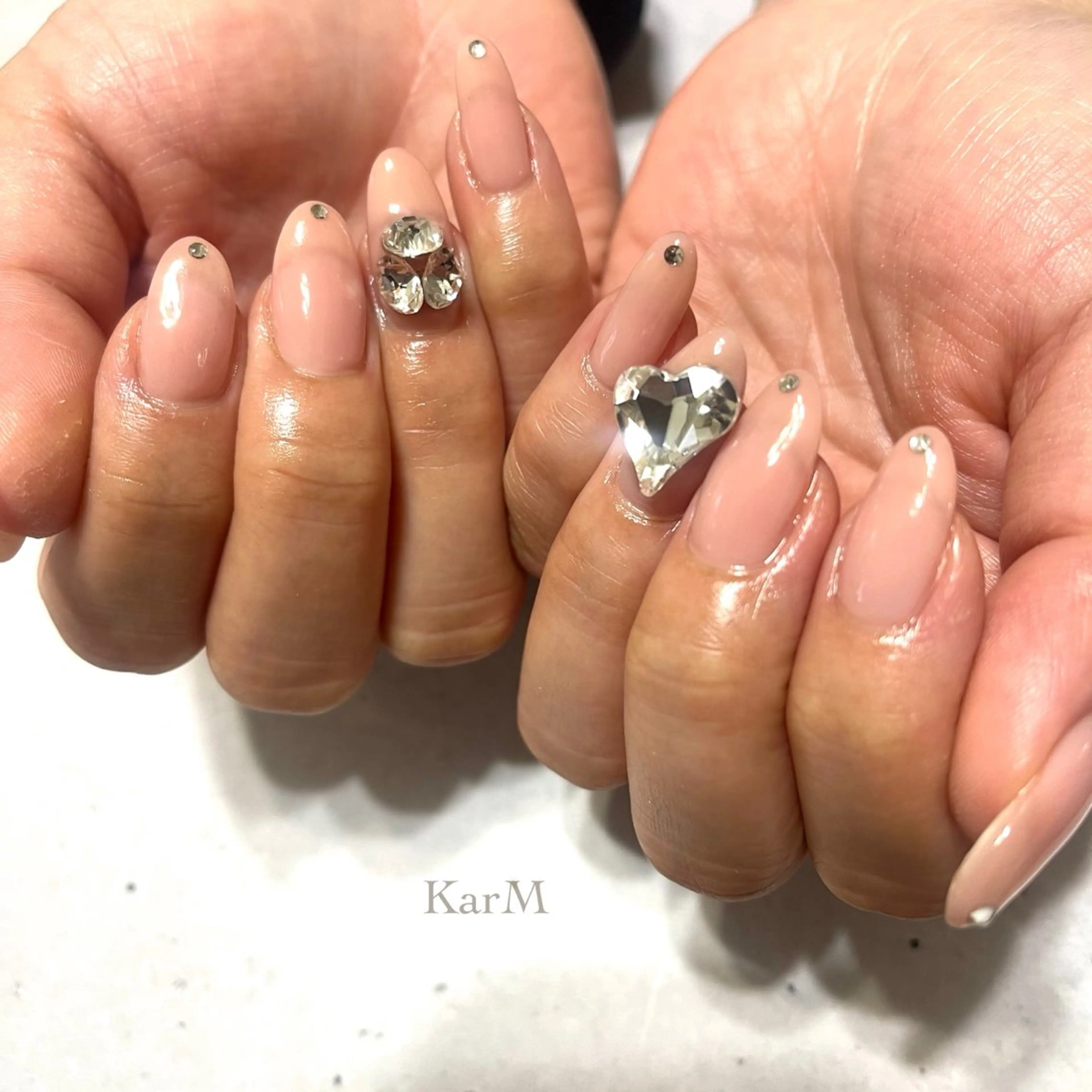 ネイル オーロラネイル チークネイル フレンチネイル ハート 韓国ネイル ハンドネイル ogino karinのネイルデザイン