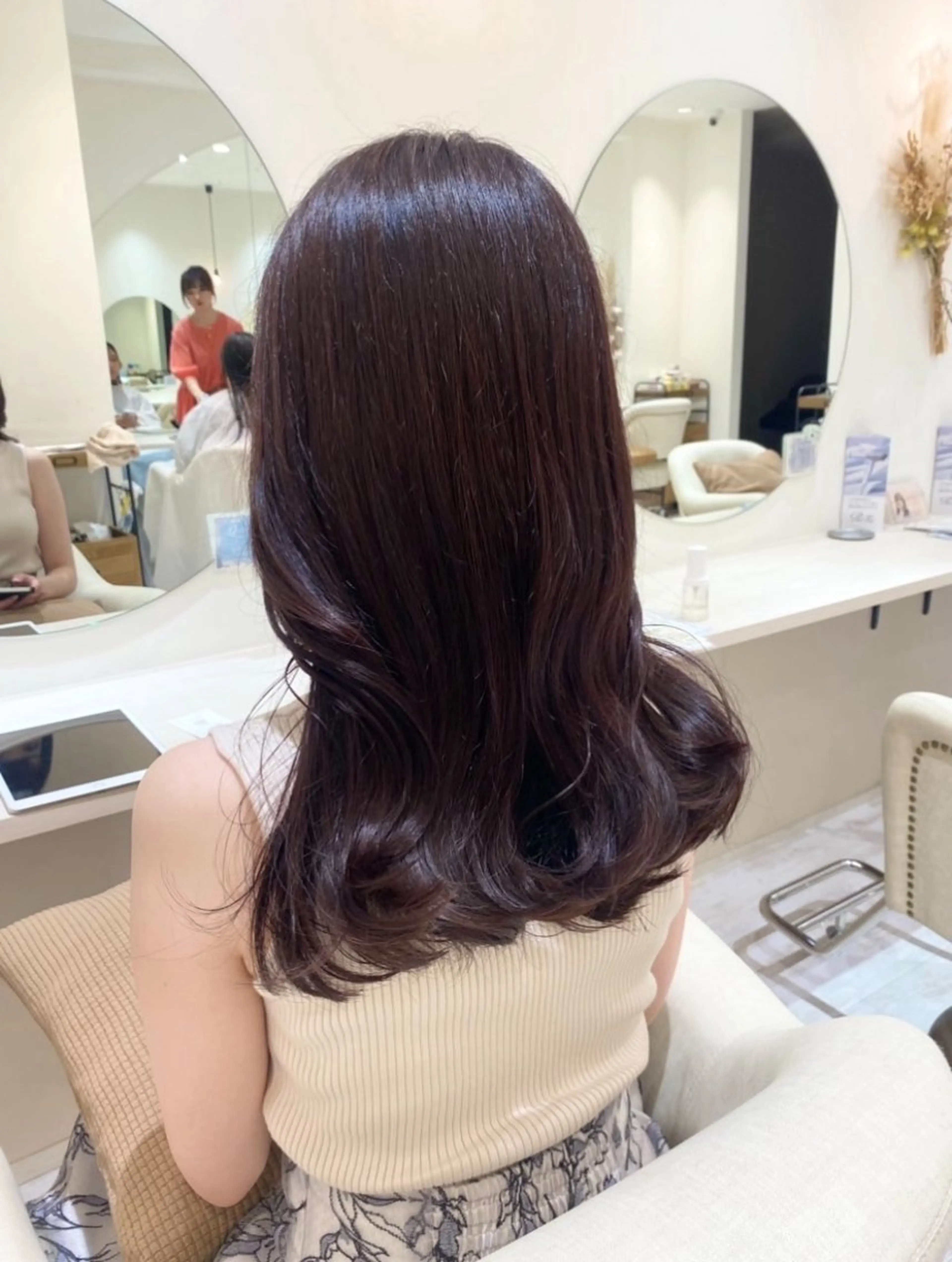 セミロング カラー ブラウンカラー ピンクカラー Ｆ.まひろ🎀 暖色カラー／ベージュのヘアスタイル