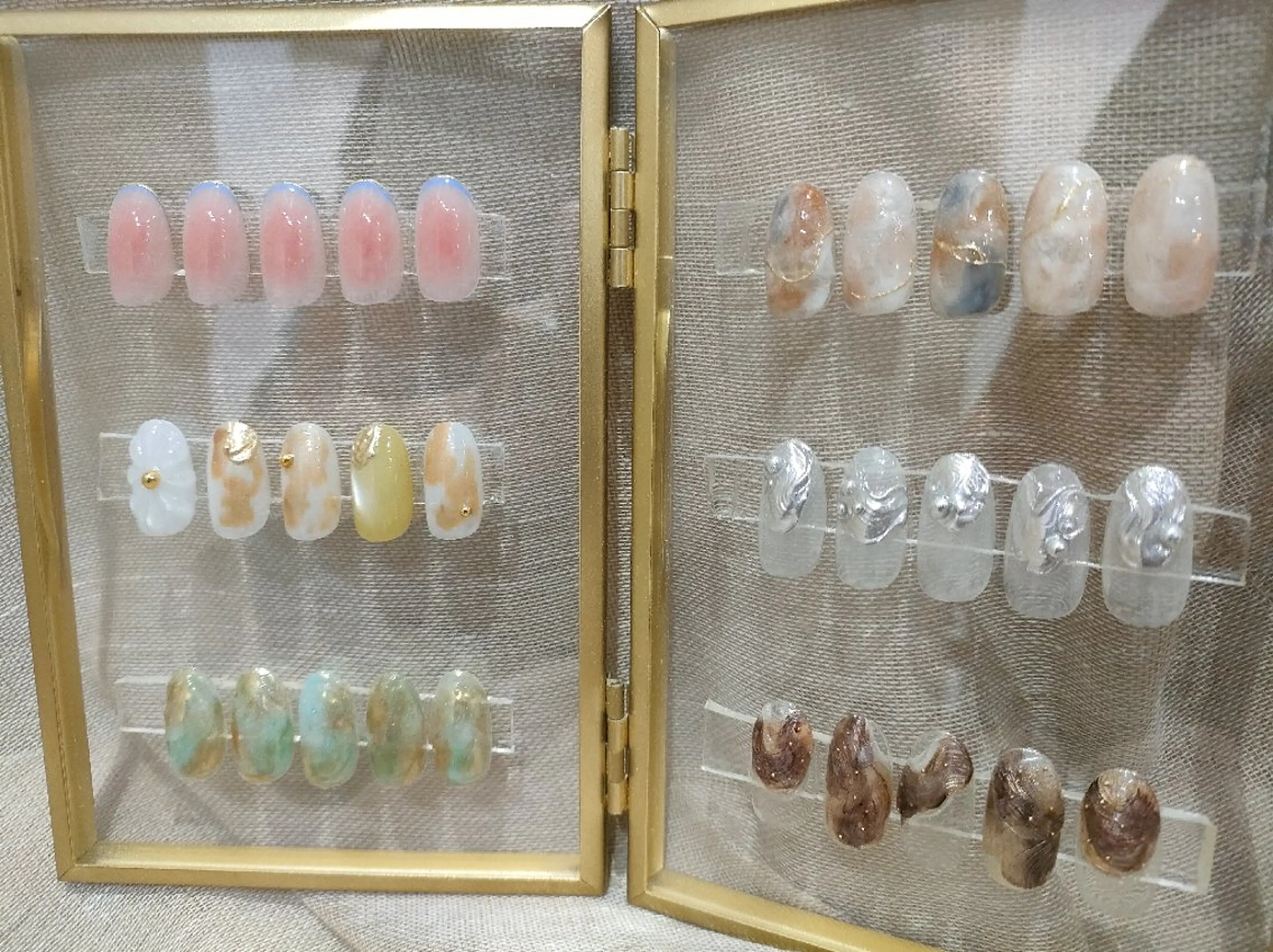 〘　ニュアンスミラー定額　〙((オフ込み))の写真