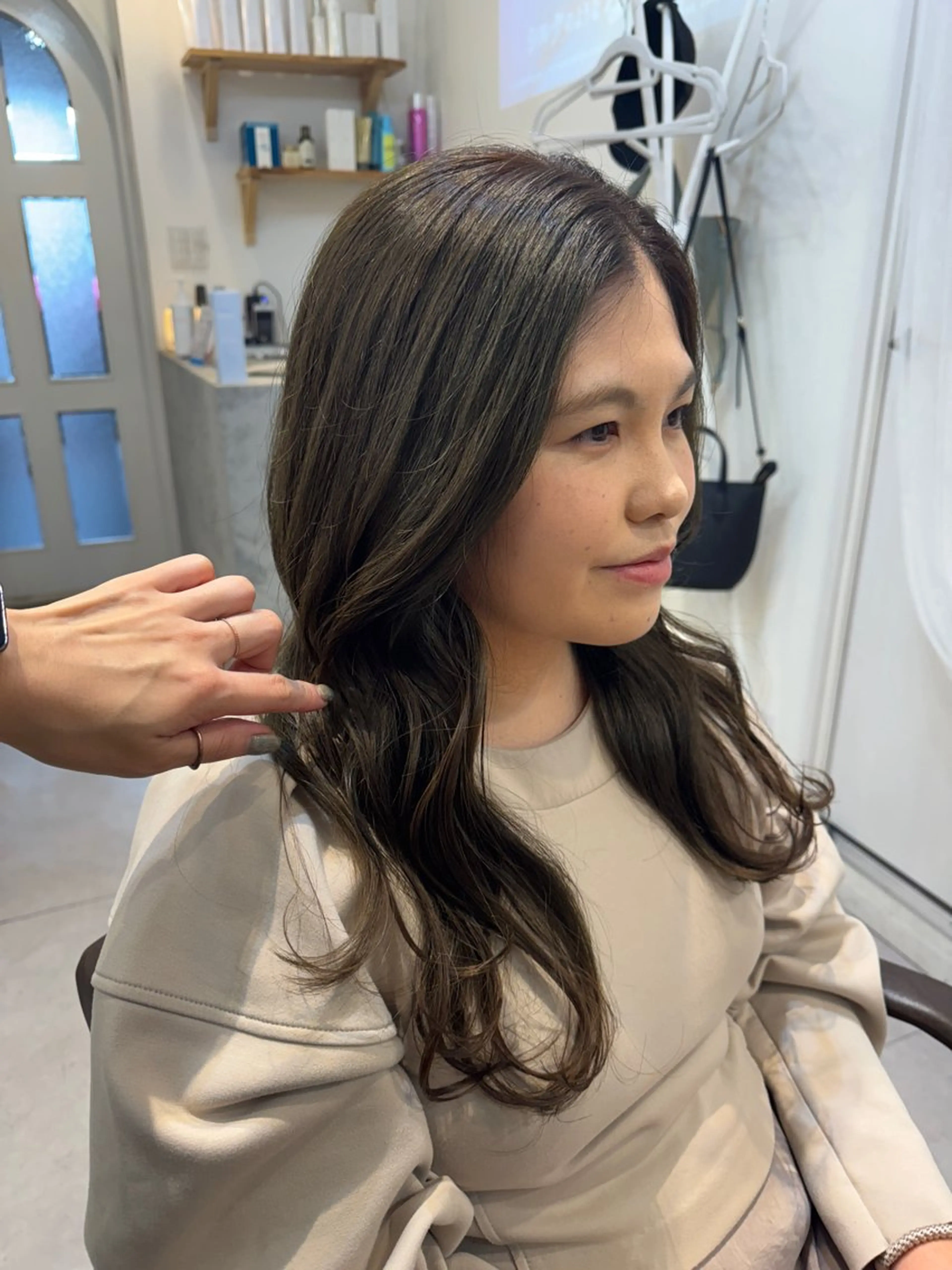 ロング カラー オリーブグレー トリートメント Dxxxx III所属・女性目線の大人 メンズ*Ayakaのヘアスタイル