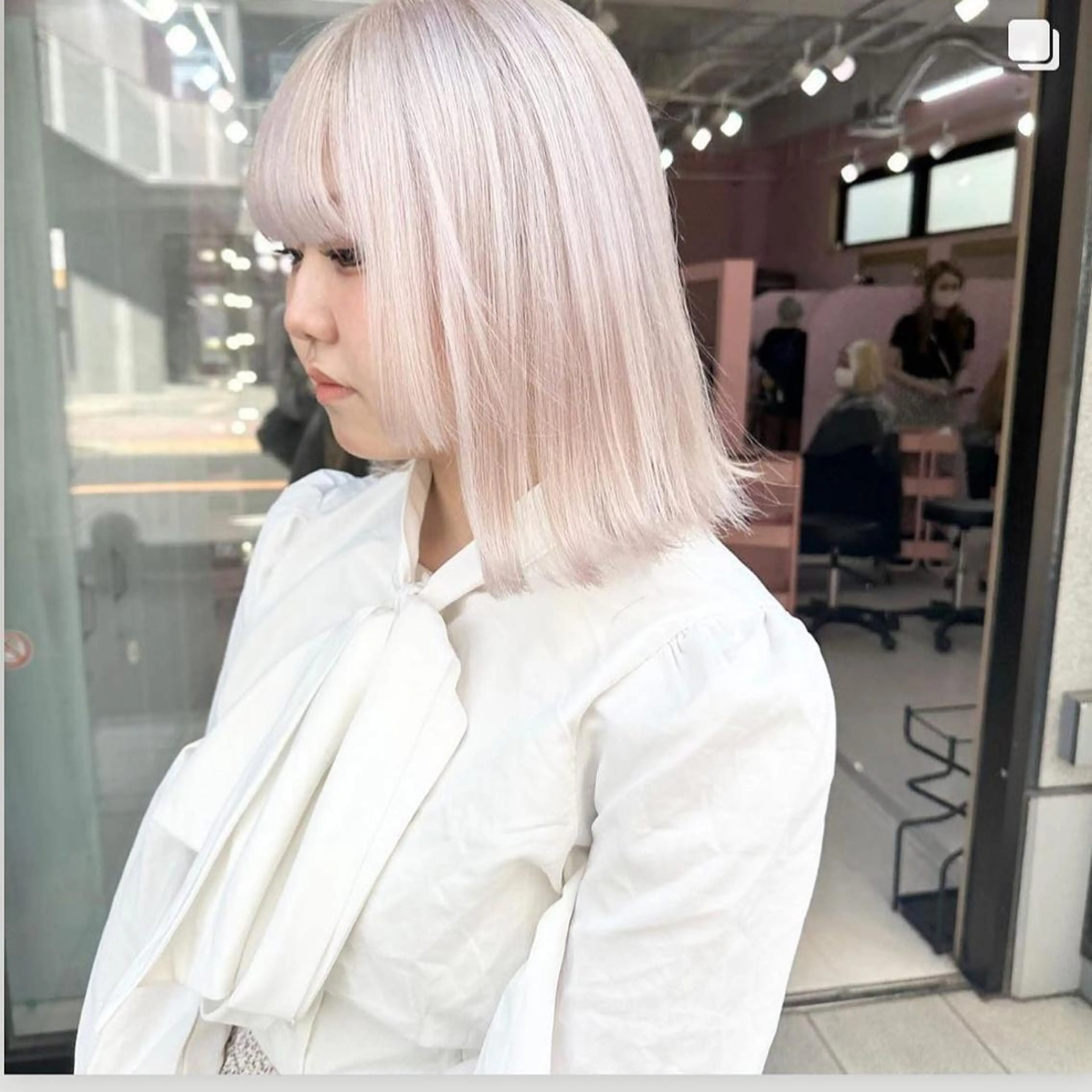 ショート カラー ベージュカラー ブリーチ 抜きっぱなしブロンド ブロンド 透明感カラー ヘアカラー トリートメント ❄️💛エクステ ブリーチ❄️yukiのヘアスタイル