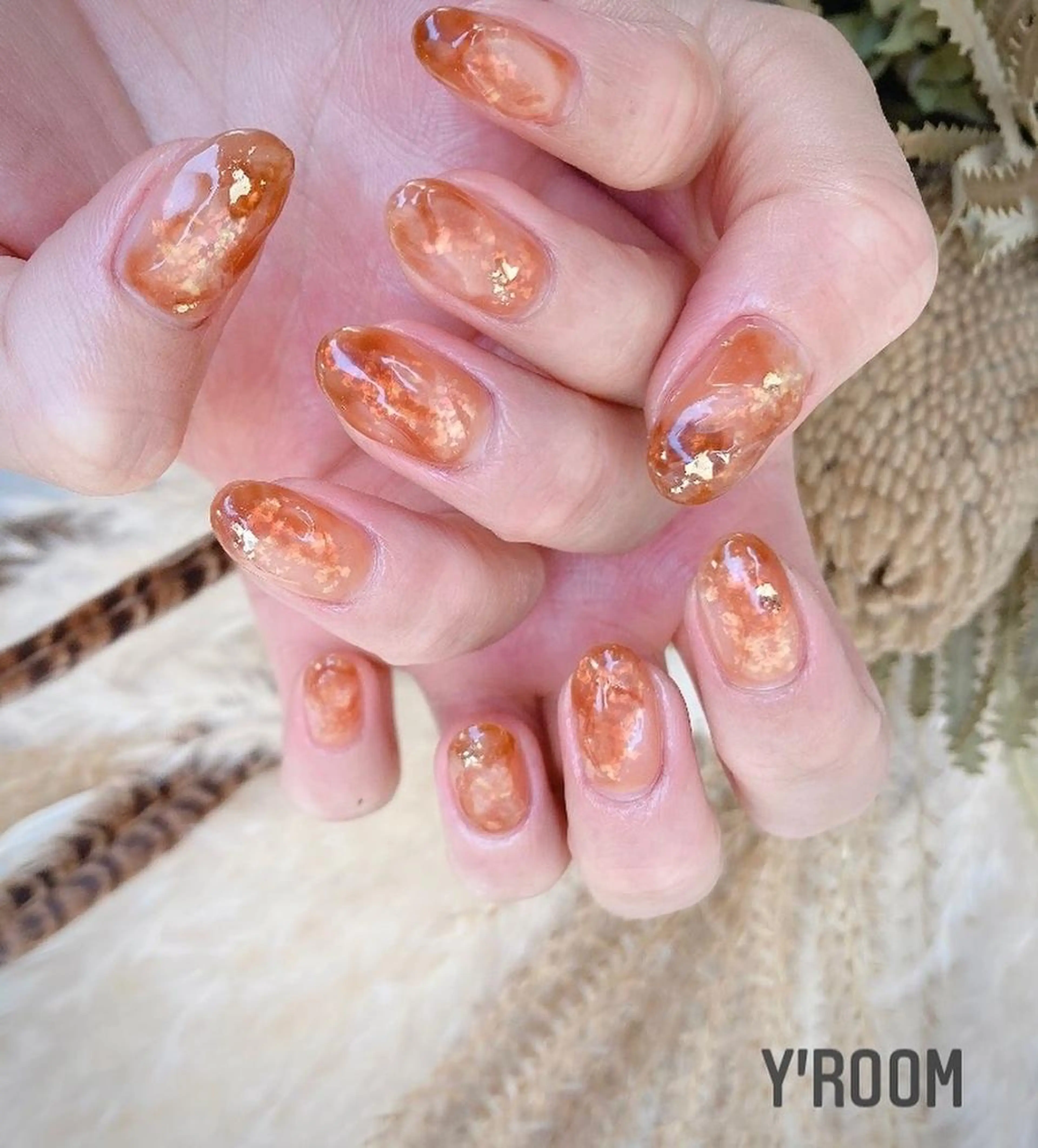 ネイル オーロラネイル フラッシュネイル フットネイル ジェルネイル 氷ネイル・うるうるネイル YUKA （ネイリスト）のネイルデザイン