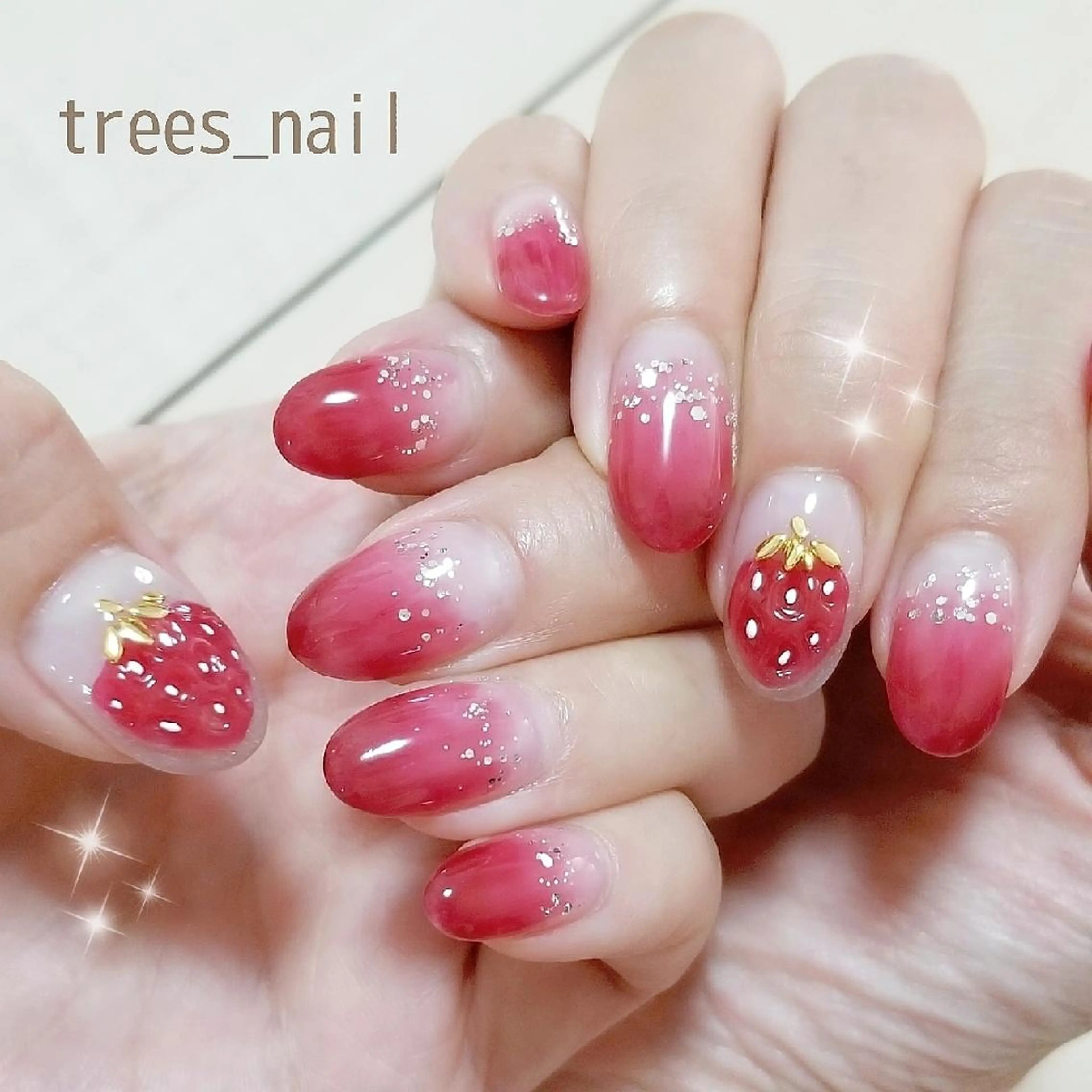 ネイル 赤色 trees_ nailのネイルデザイン