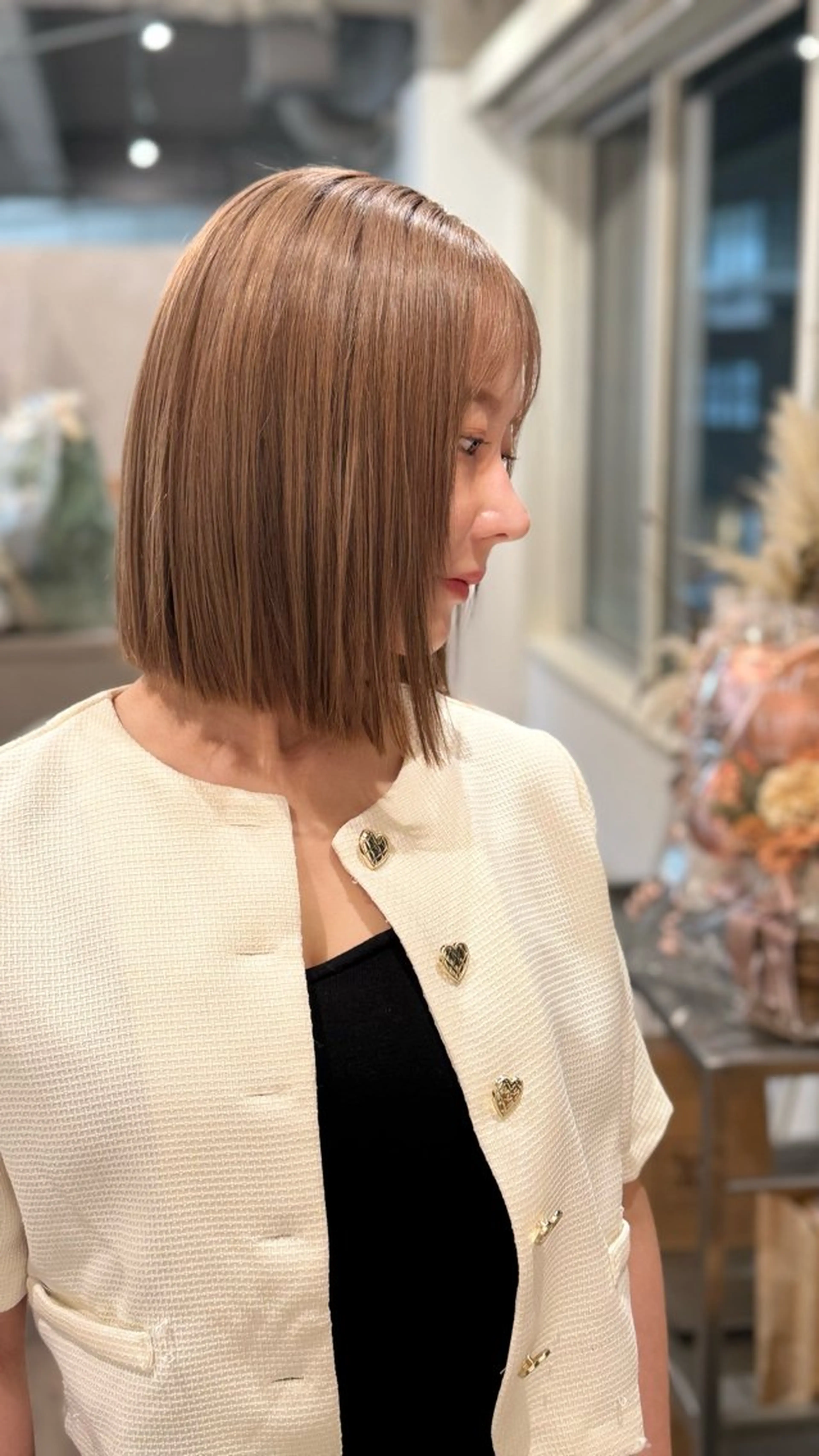 ショート カラー ベージュカラー ミルクティーベージュ ヘアカラー トリートメント jiire所属・堀江👒縮毛矯正特化 ・ヨンスクのヘアスタイル