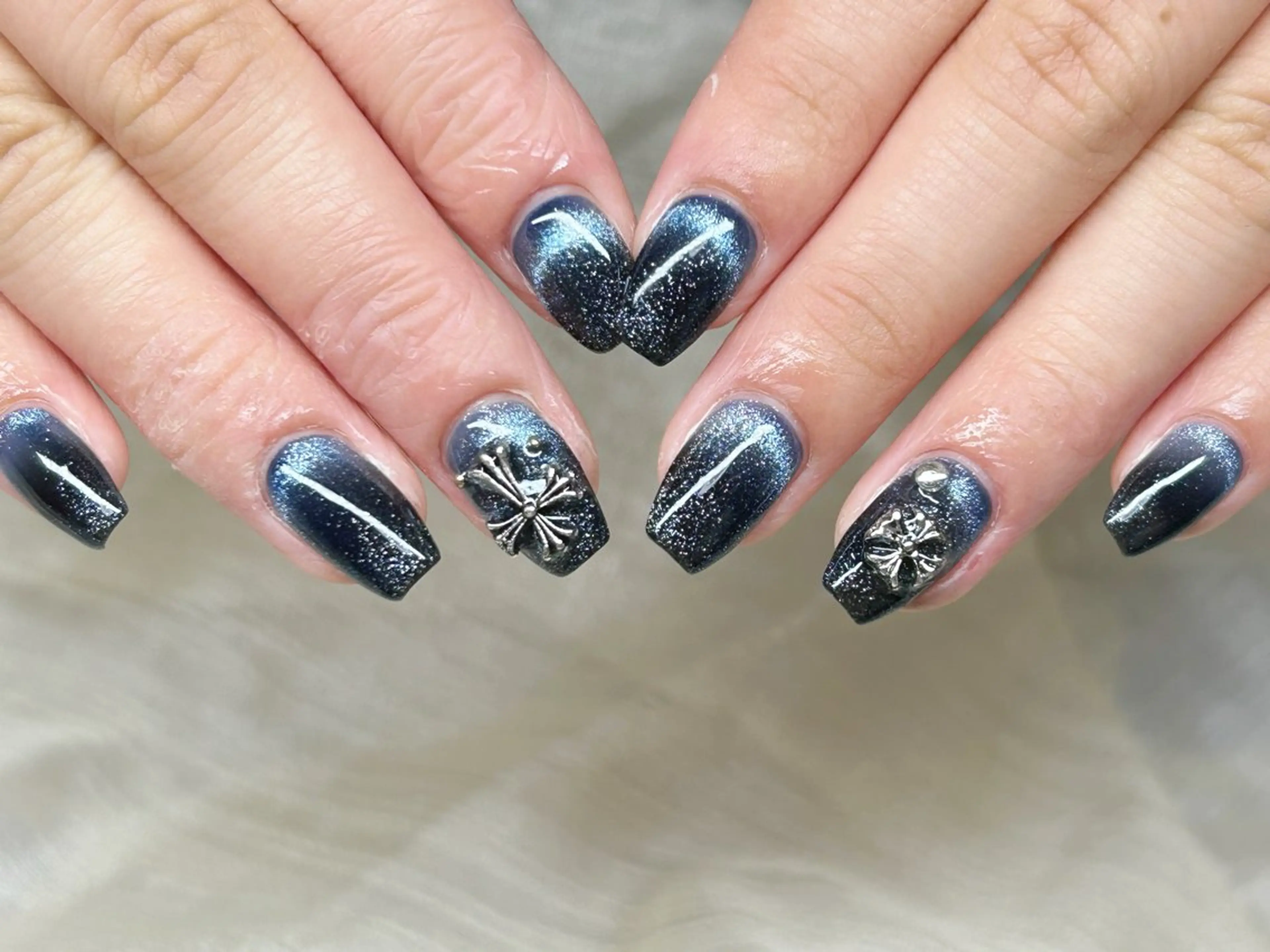 ネイル アートネイル 成人式 長さ出し フットネイル マグネットネイル ハンドネイル Lino Nailのネイルデザイン