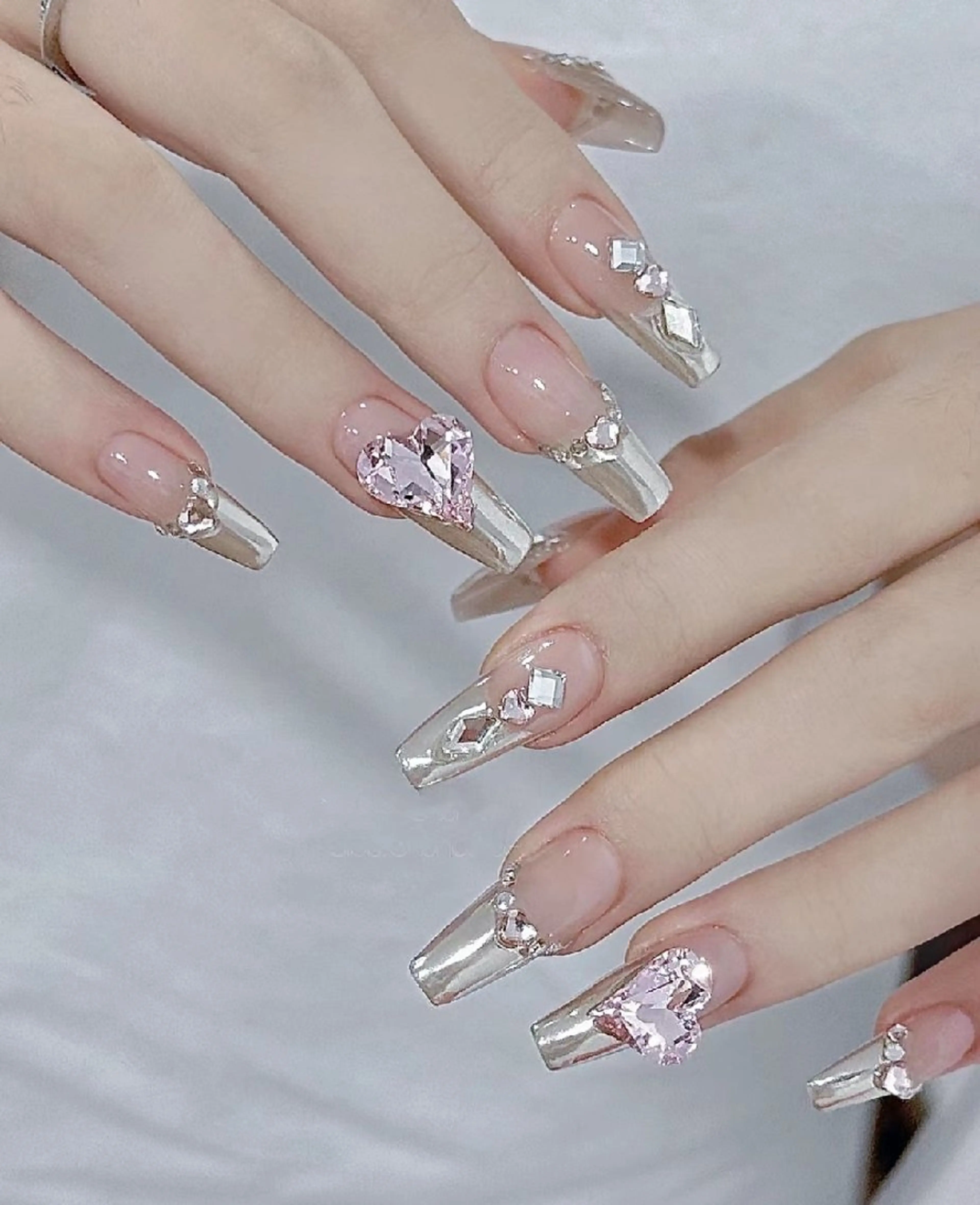 ネイル Theone栄店 松田のネイルデザイン