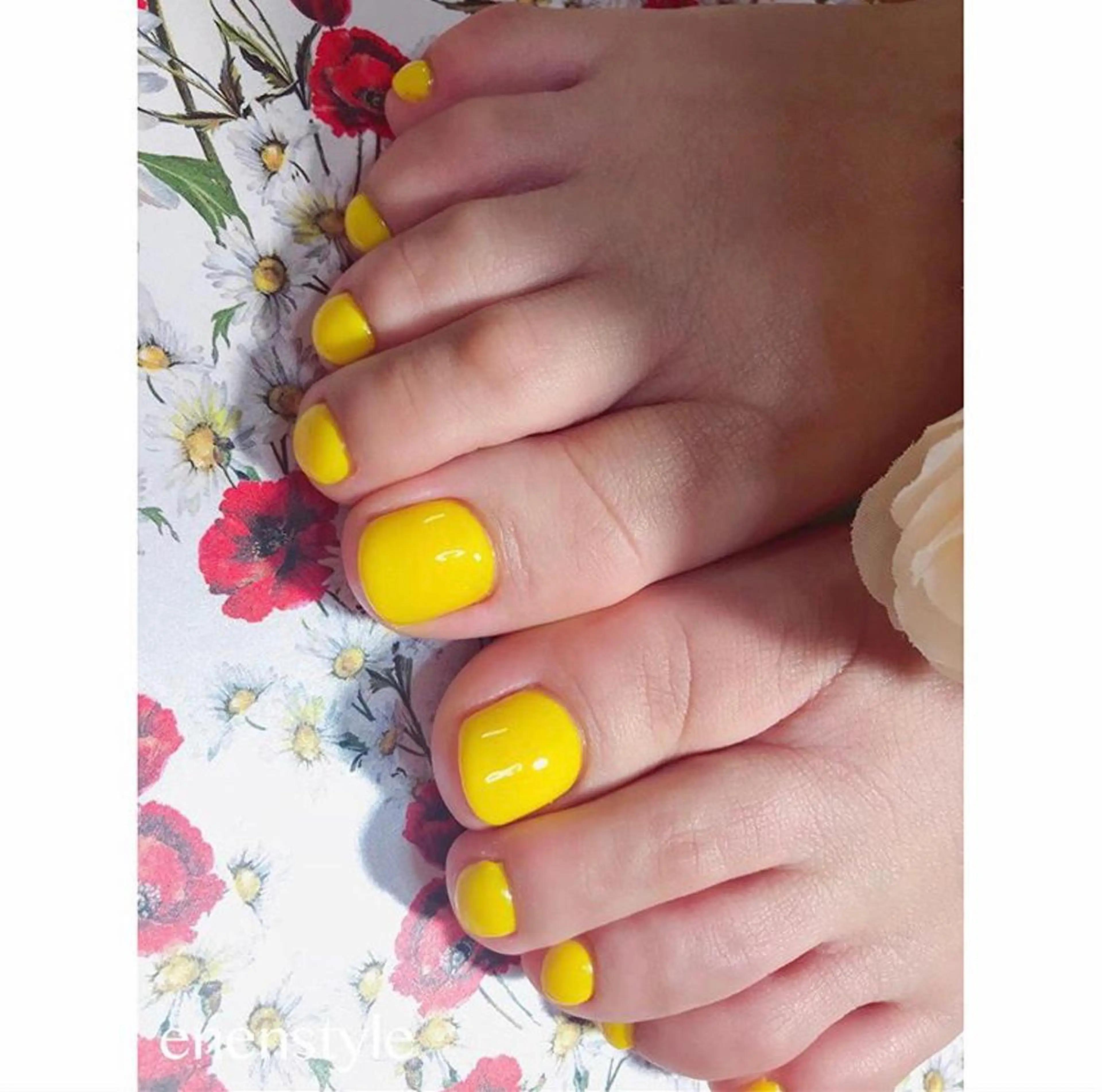 ネイル ワンカラーネイル ハンドネイル フットネイル 👑enen style👑のネイルデザイン