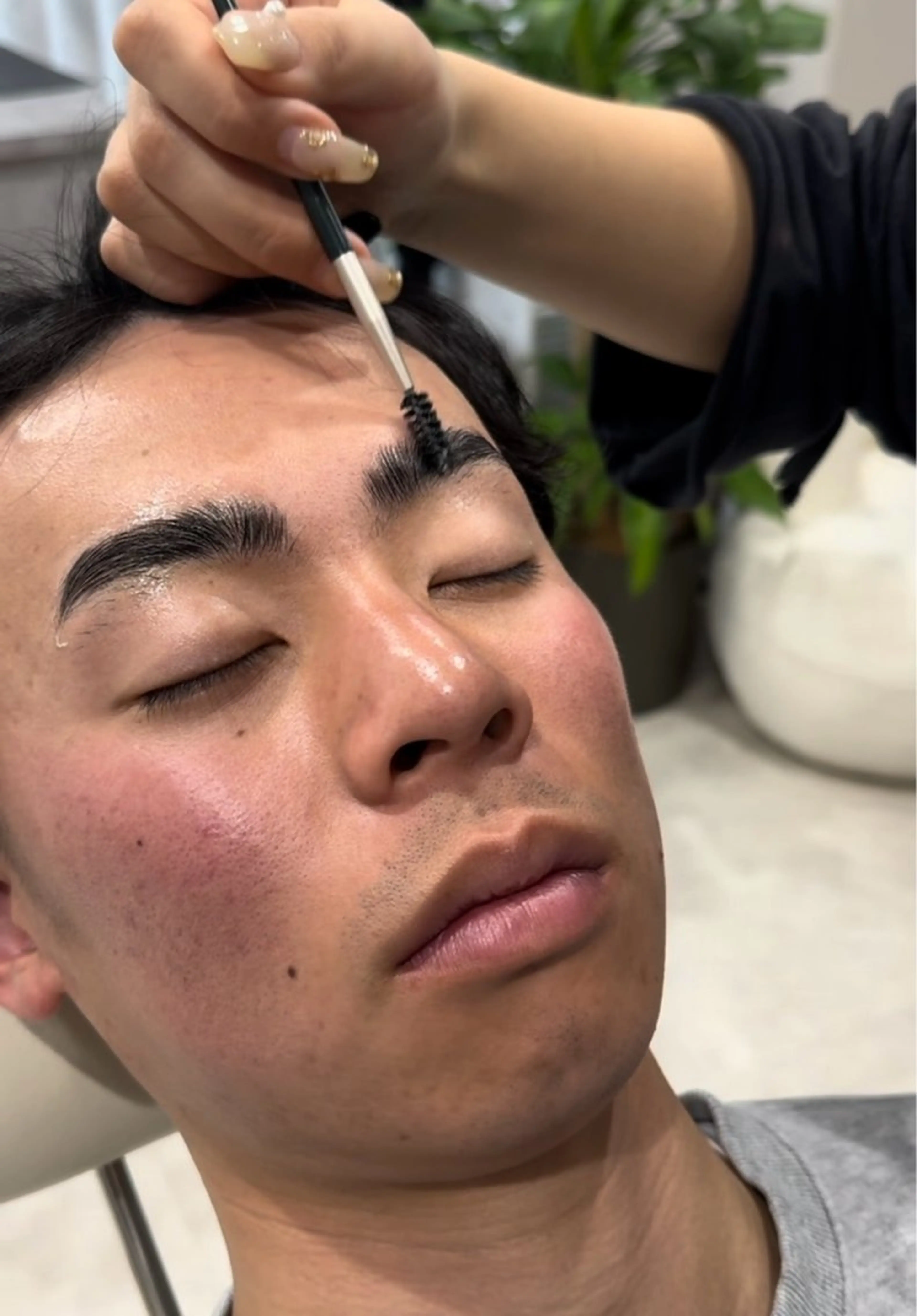 メンズ アイブロウ ワックス脱毛 その他(アイブロウ) Hémireve Shirokane所属・Men’s眉🩵 EMIのエステ・リラクイメージ