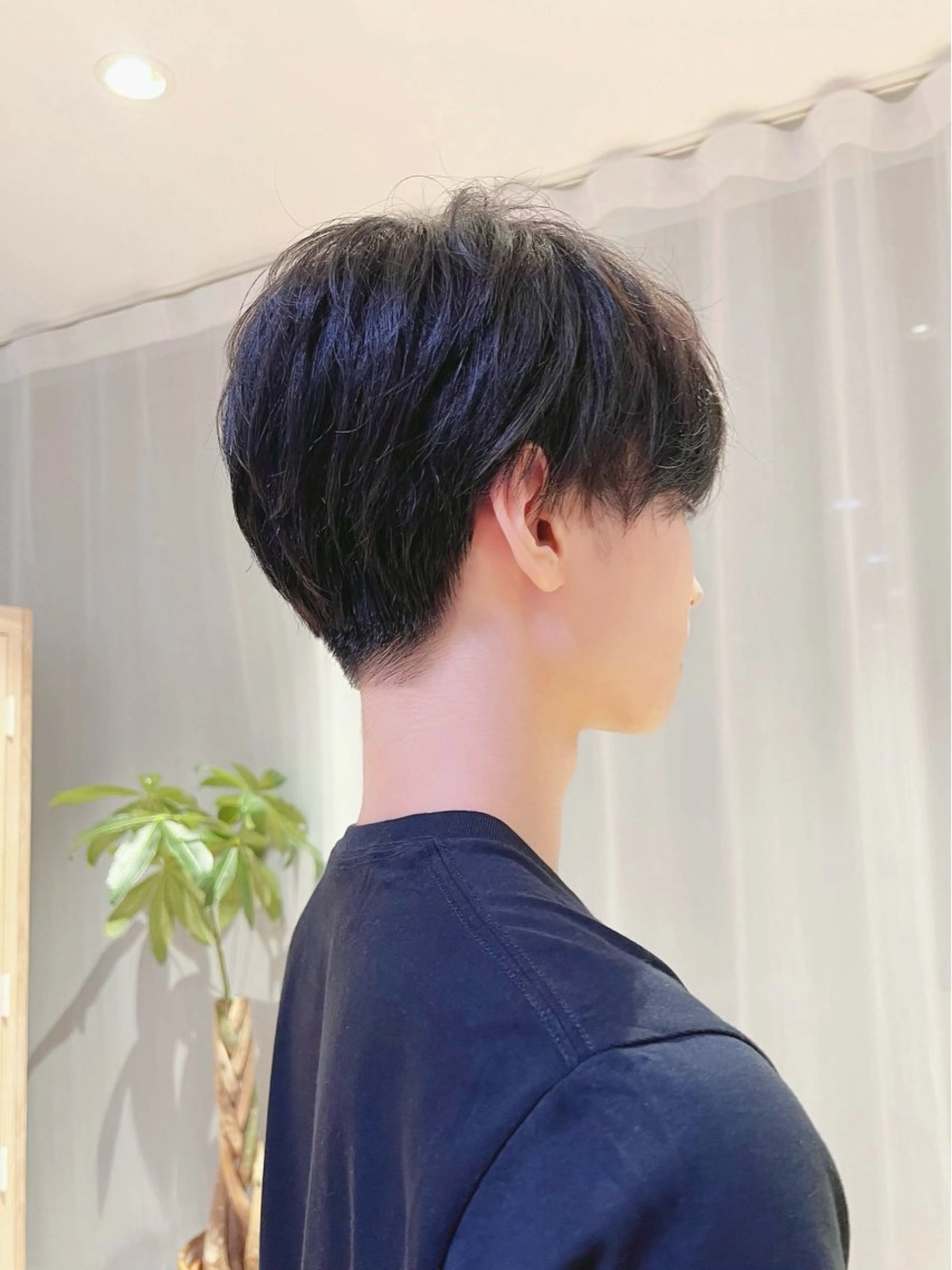 メンズ Say.石川葵 ショートボブ前髪のヘアスタイル