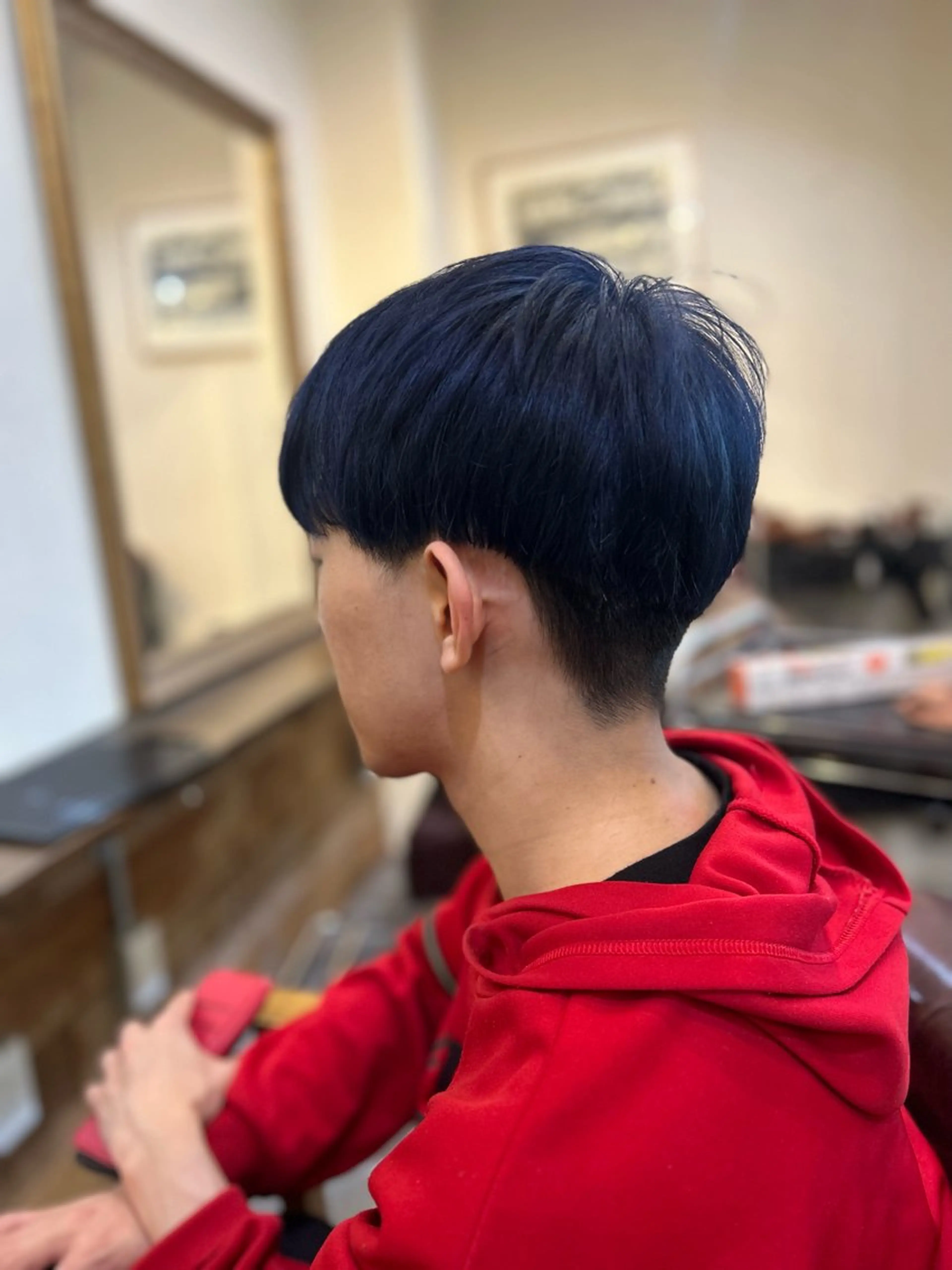 ショート カラー メンズ ブルーカラー ヘアカラー CECIL hair なんば店所属・メンズパーマ 艶髪☆店長☆有馬のヘアスタイル