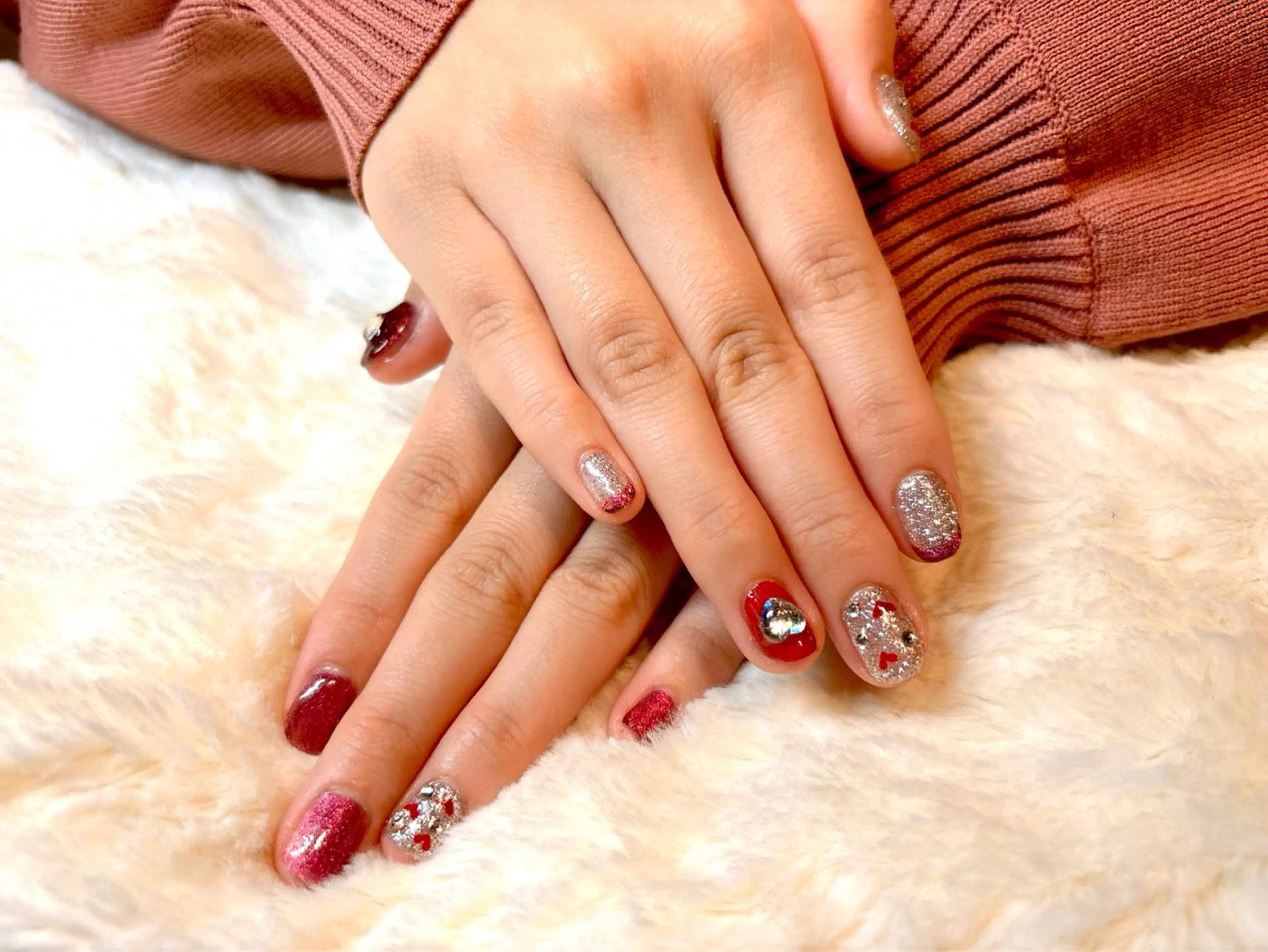 ネイル キラキラネイル バレンタイン NAIL Studio Hazuki所属・NSH@ かえのネイルデザイン