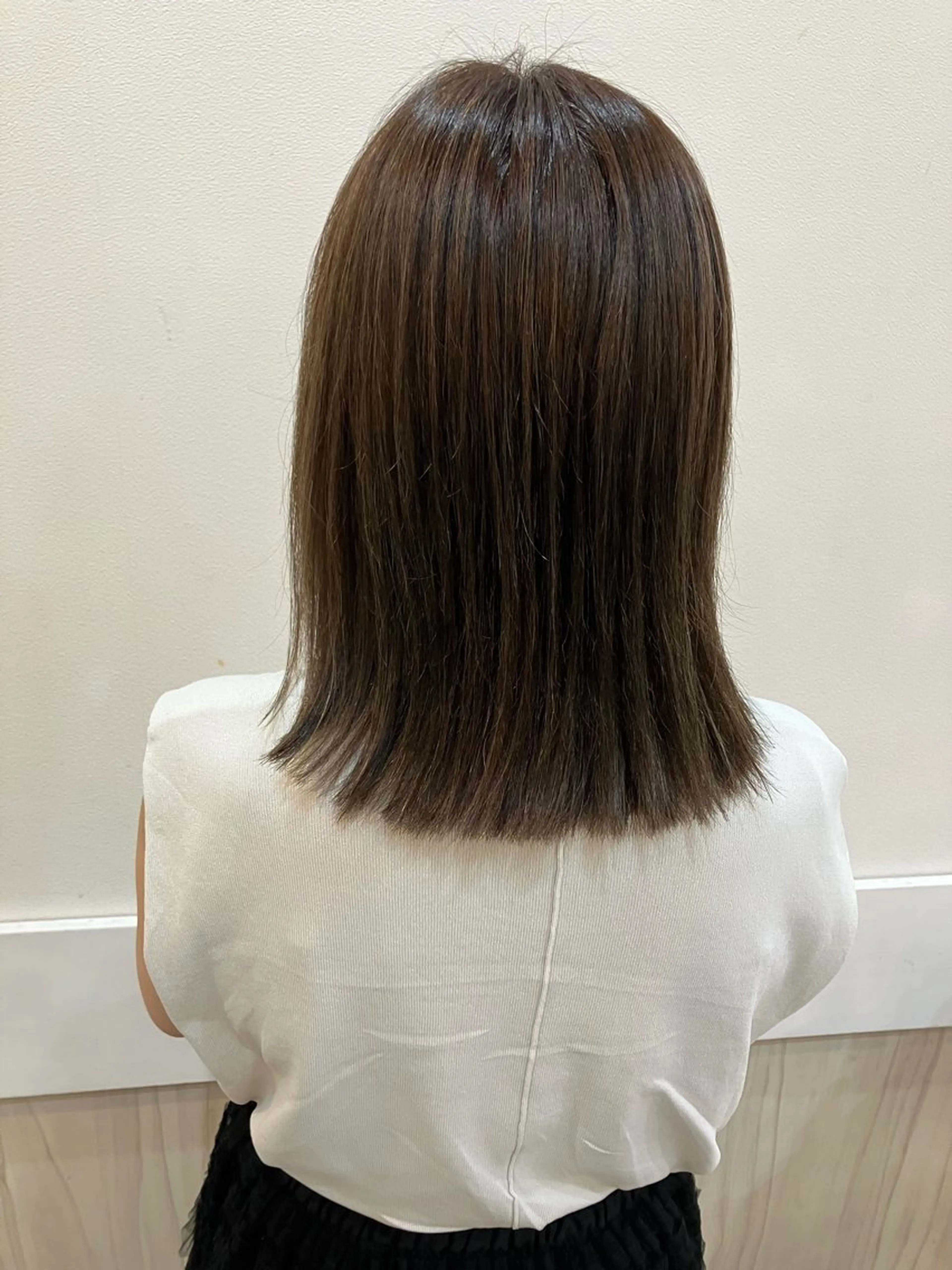 ショート ヘアカラー yukari 艶髪ヘアのヘアスタイル