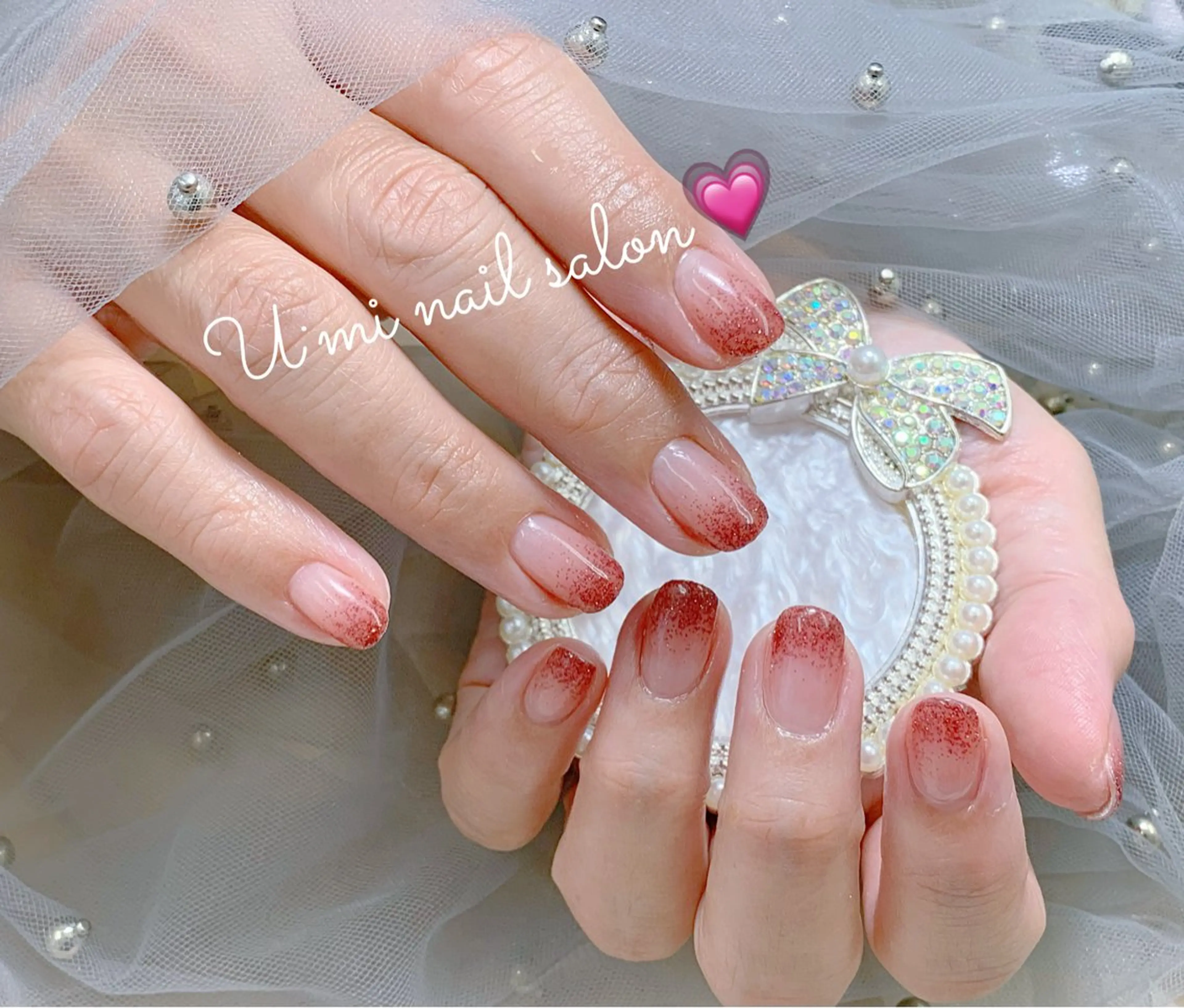 ネイル グラデーション ラメ(グリッター) ワンカラーネイル U·Mi nail salon所属・U·Mi 上野御徒町容のネイルデザイン