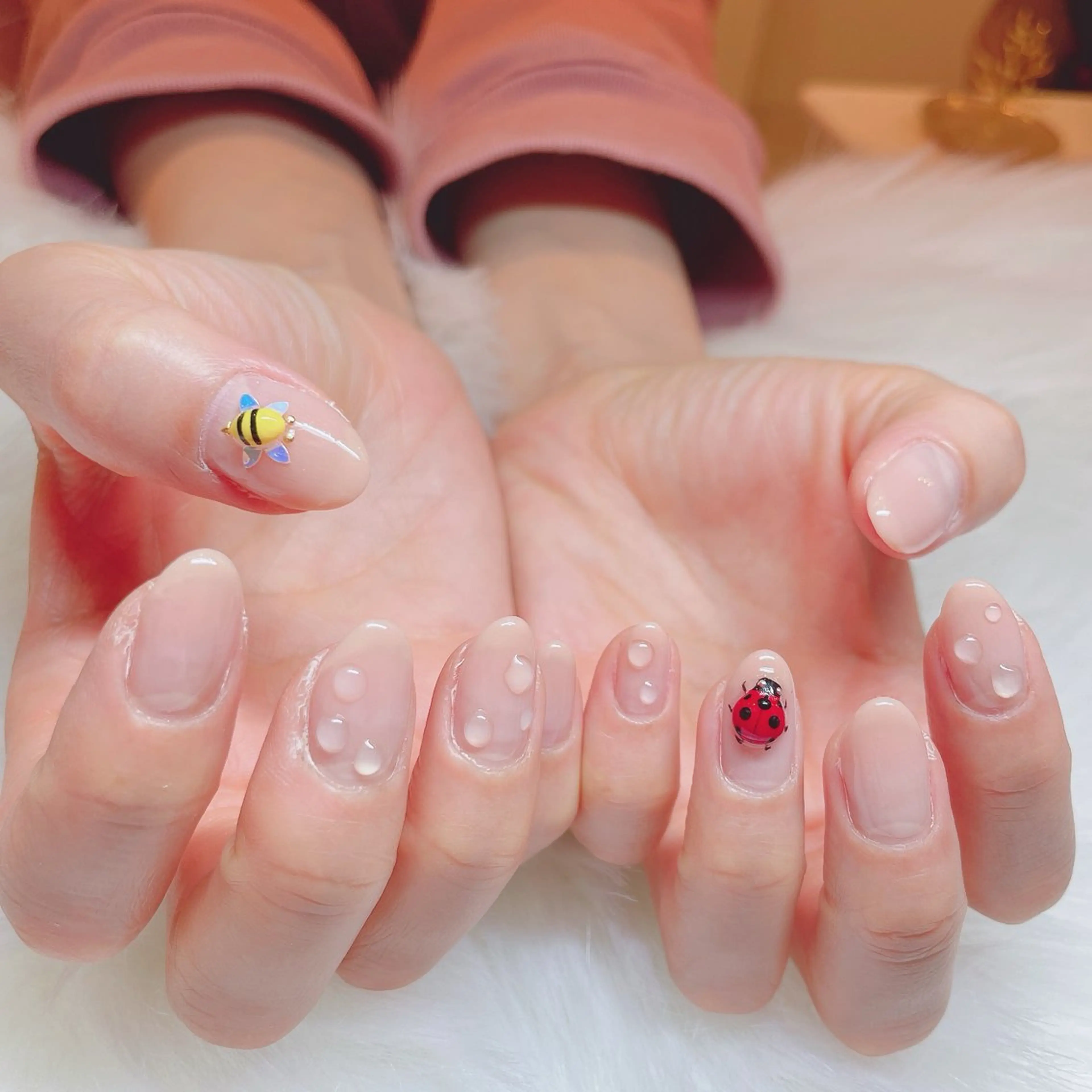 ミディアム O. Mizukiのネイルデザイン