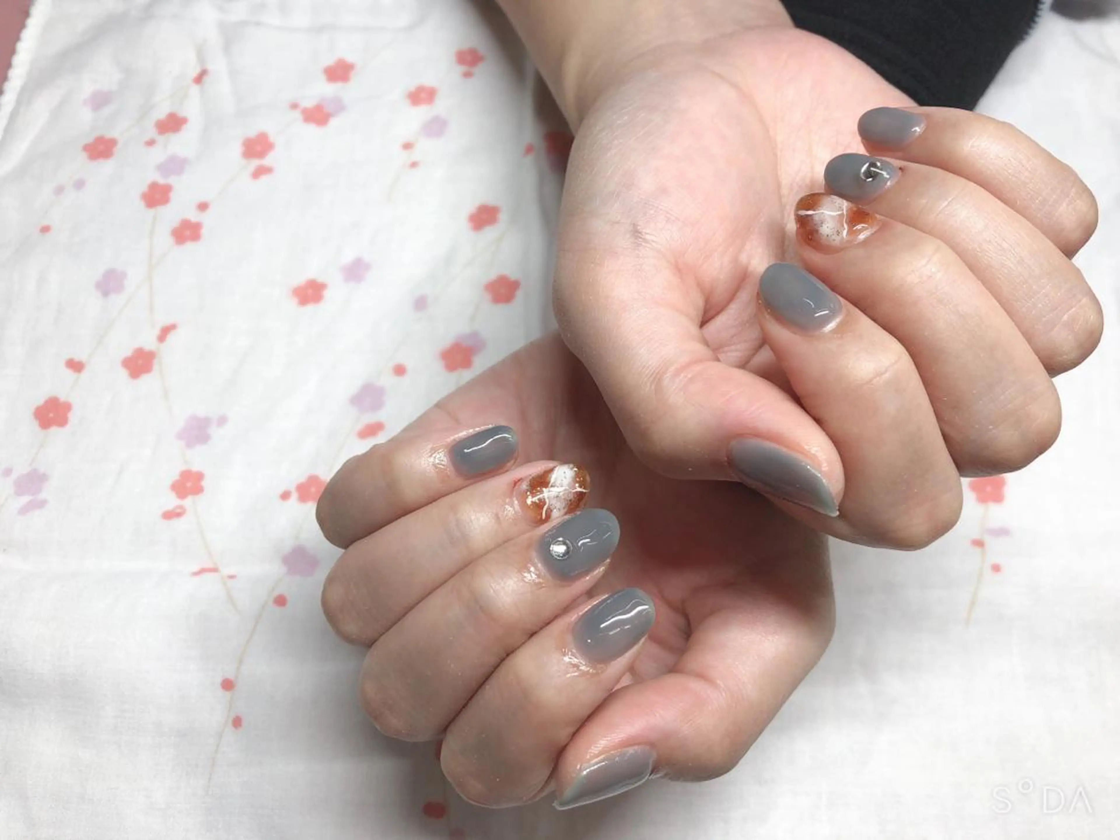ネイル 中国整体院中の ネイルサロン💅のネイルデザイン