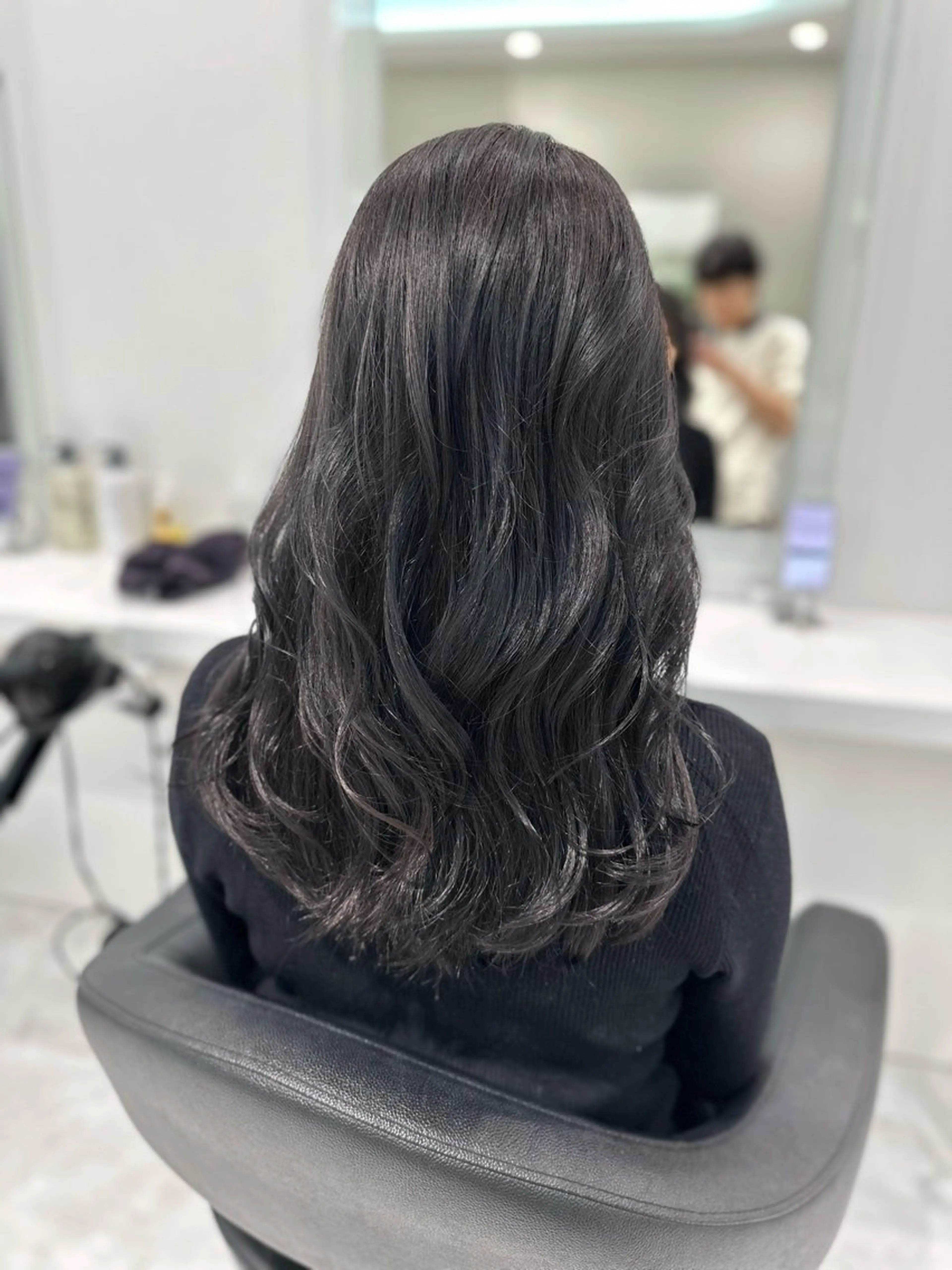 ミディアム カラー 赤み消し🌿 透明感カラー🫧のヘアスタイル