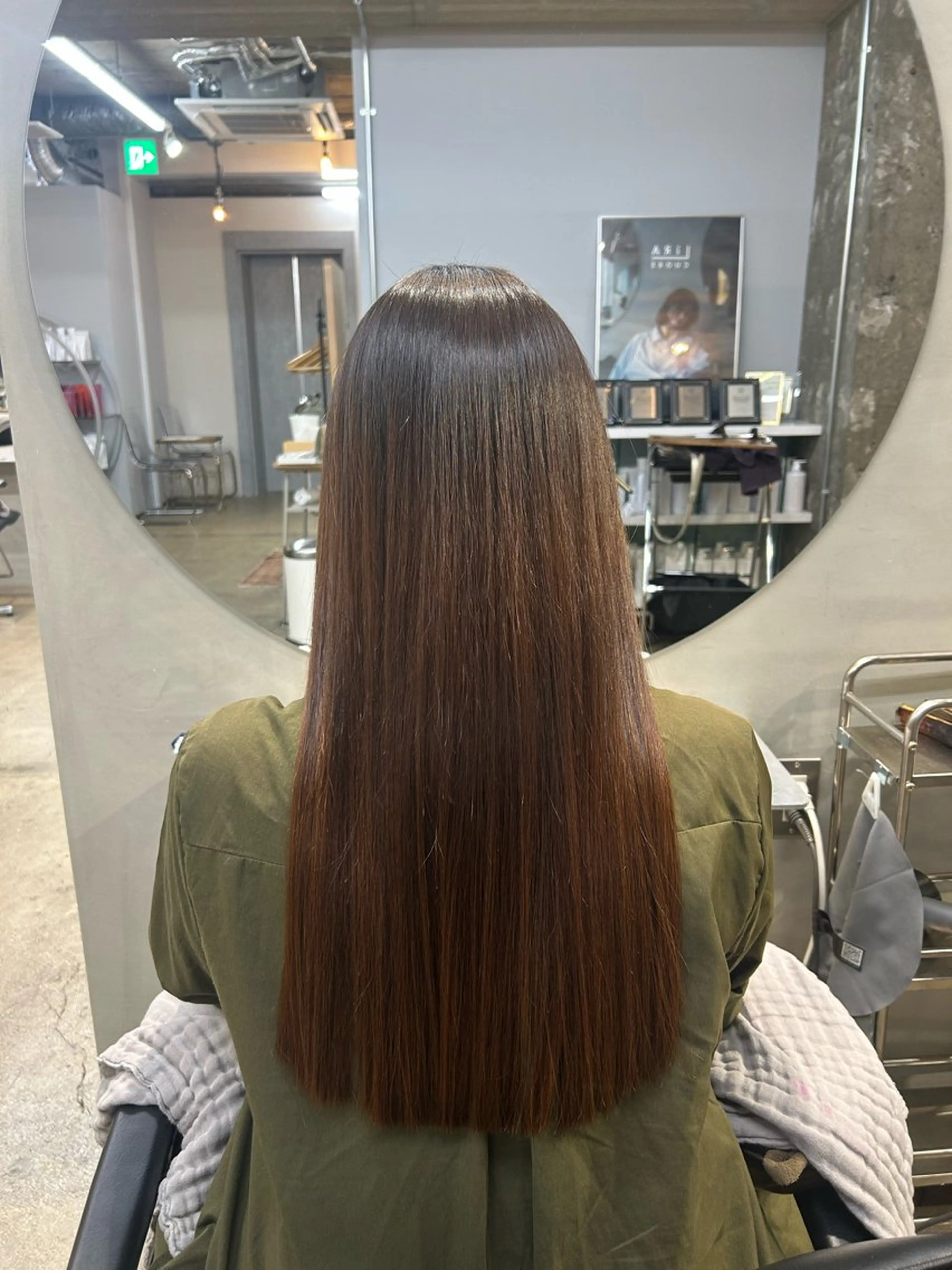 ロング 縮毛矯正 サワムラ ソナタのヘアスタイル