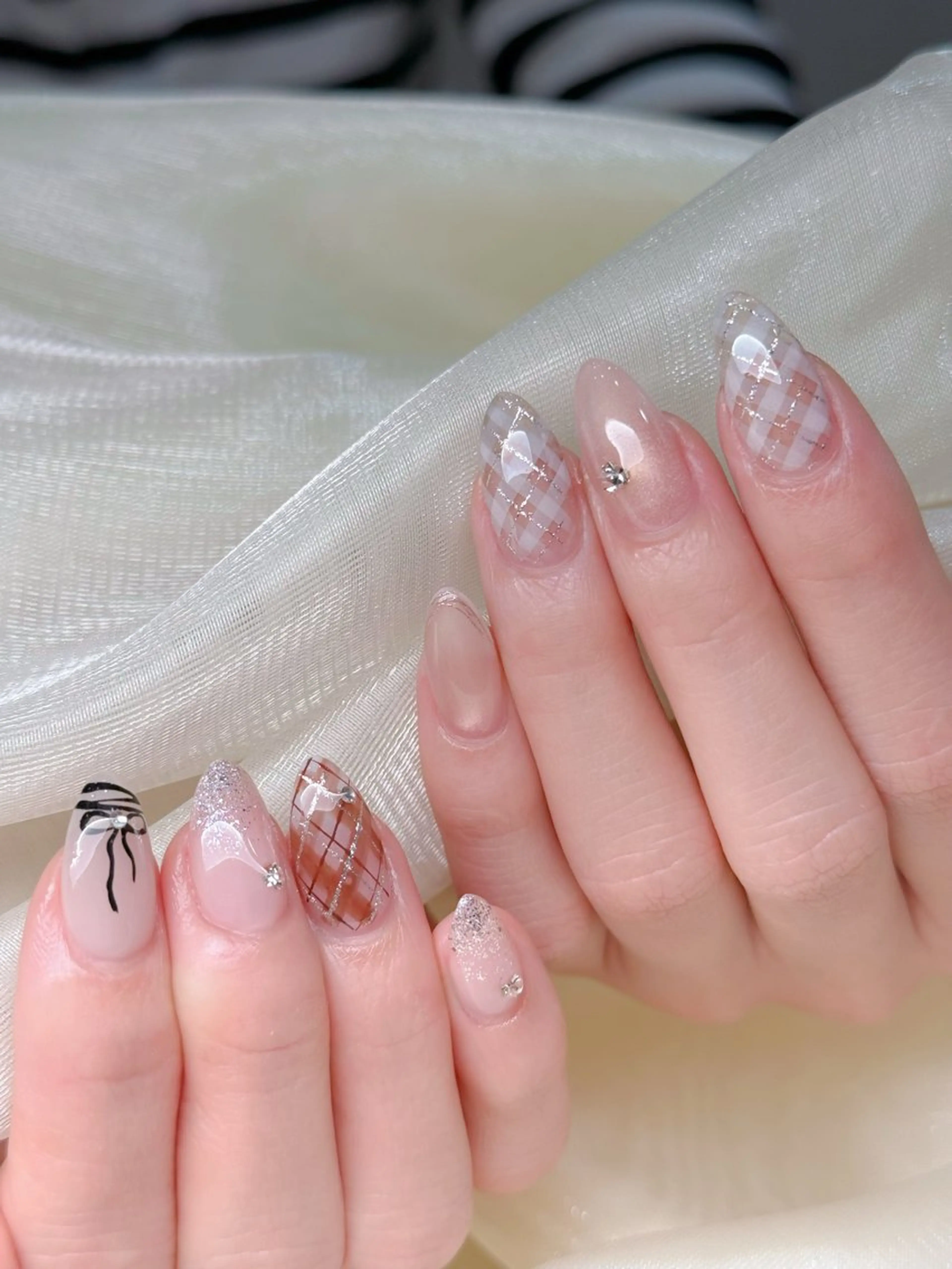 ネイル フレンチネイル マグネットネイル シンプルネイル ネイルチップ ハンドネイル NAILS 168 池袋西口駅前店のネイルデザイン