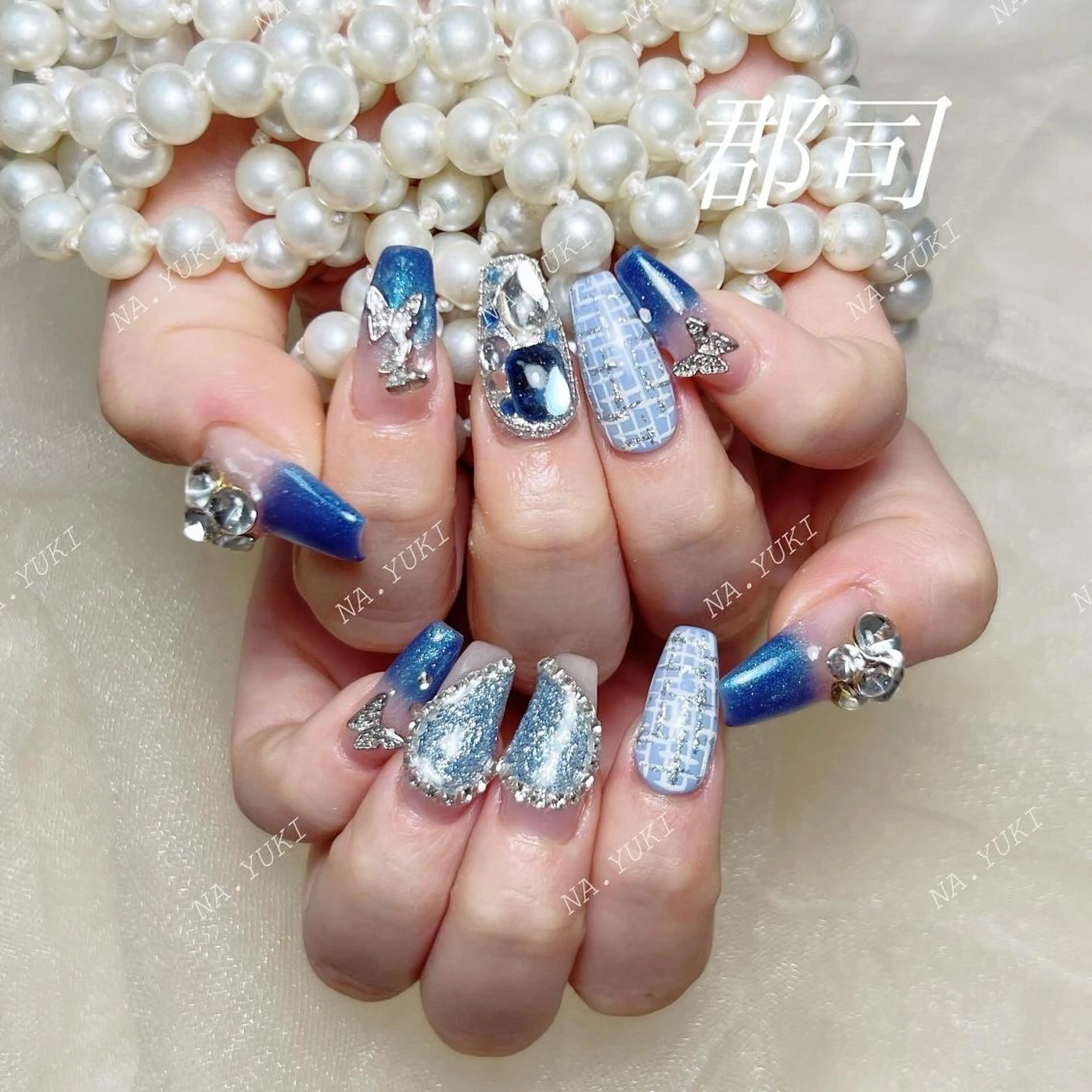 ネイル ハンドネイル 🦋 Queenieのネイルデザイン