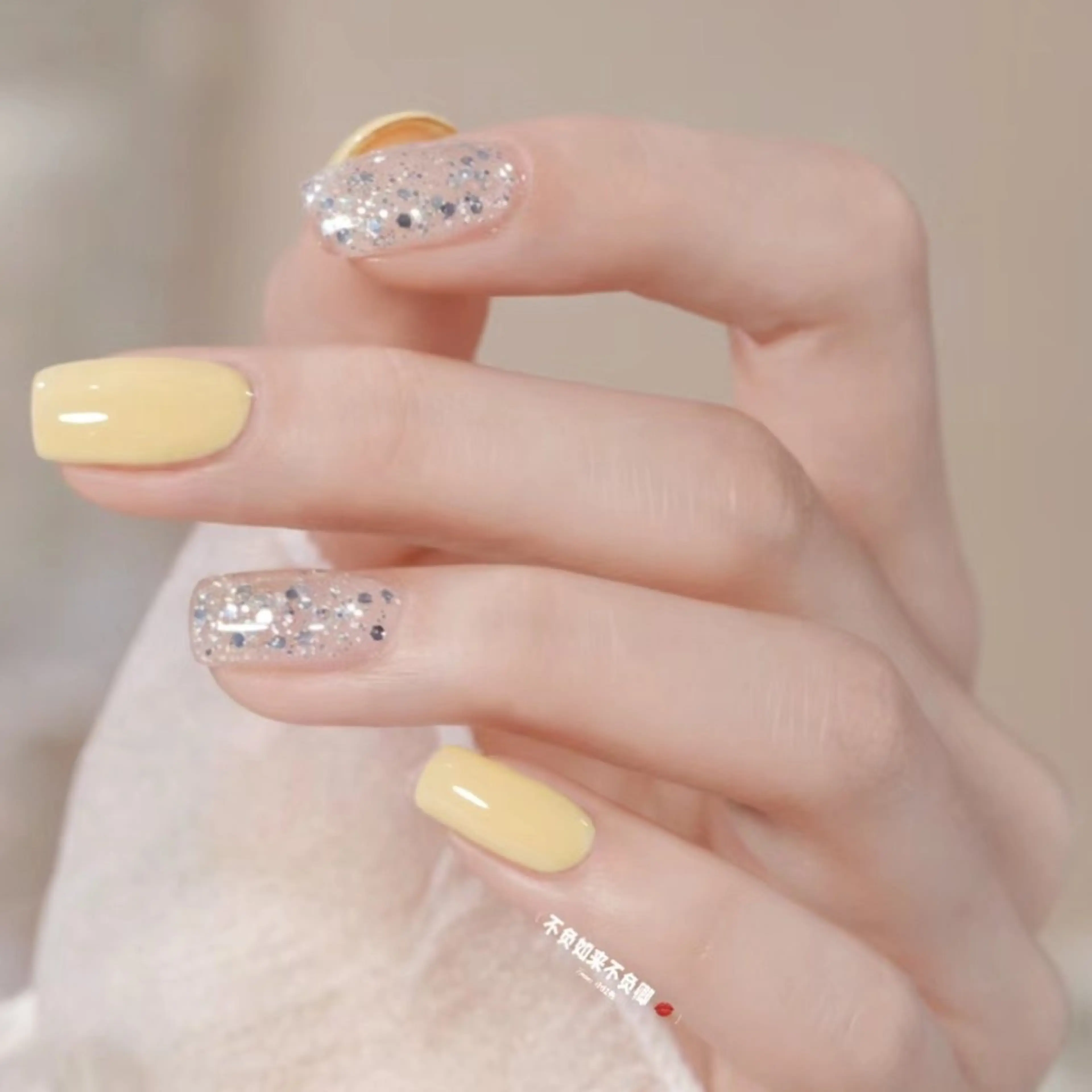 ネイル ハンドネイル ネイリストゆか💅 長さだし、深爪矯正のネイルデザイン