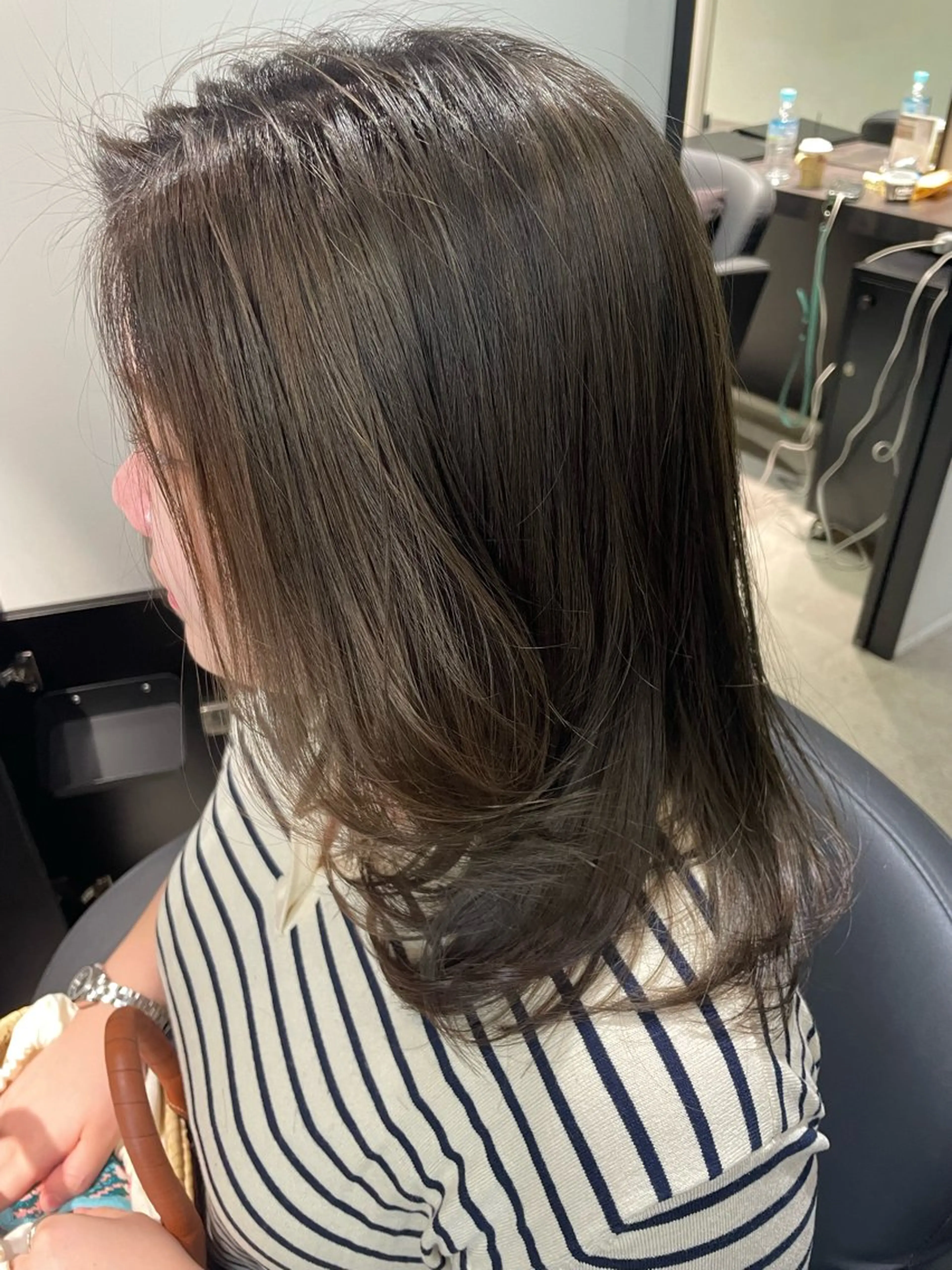 セミロング カラー ブリーチ ブリーチなしカラー ヘアカラー One By The Ect所属・ショート/脱白髪染め ☆宇﨑悠実のヘアスタイル