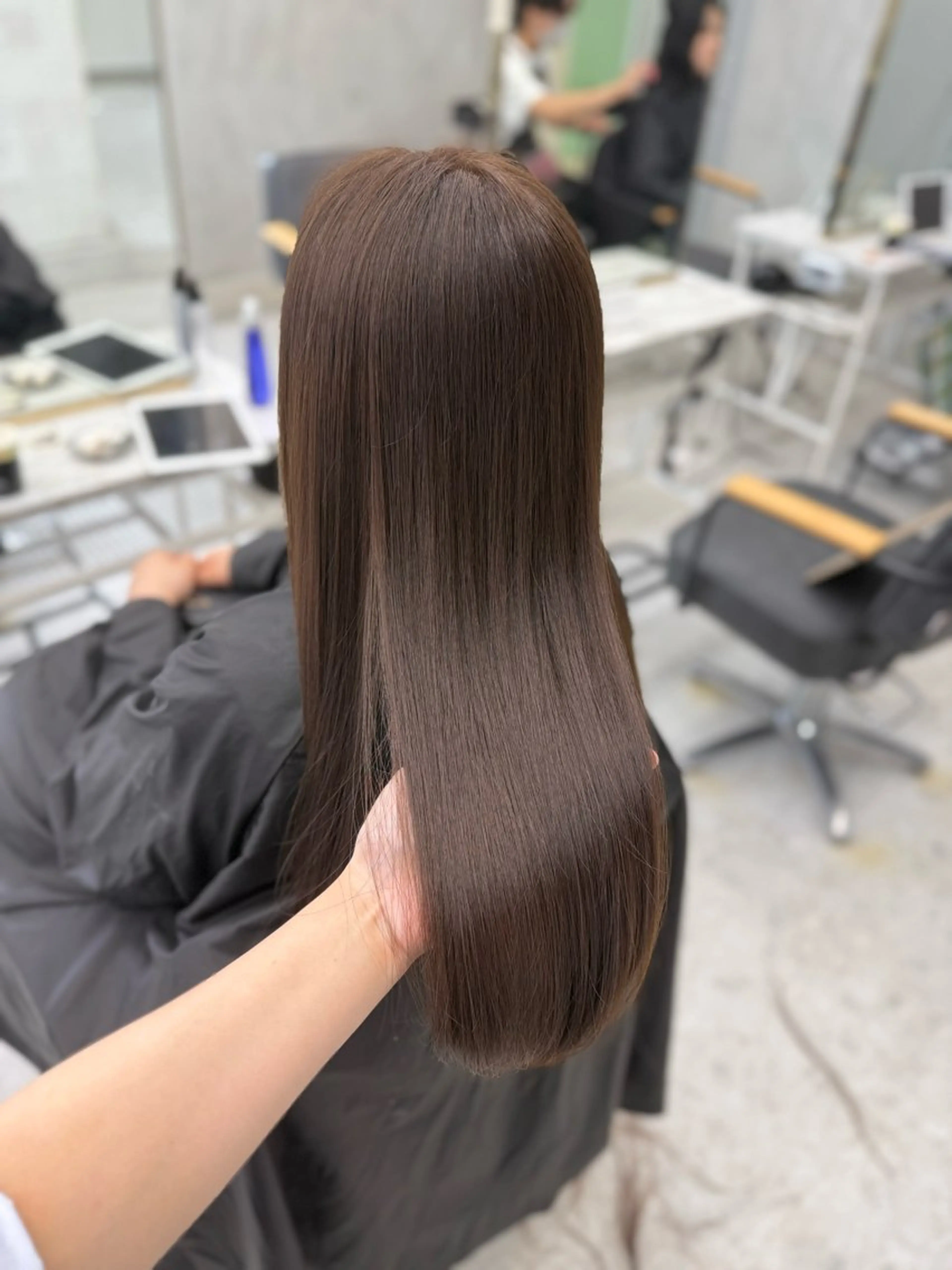 ロング カラー ベージュカラー カット ヘアカラー トリートメント 似合わせカラー💛 新宿　本多恵美のヘアスタイル