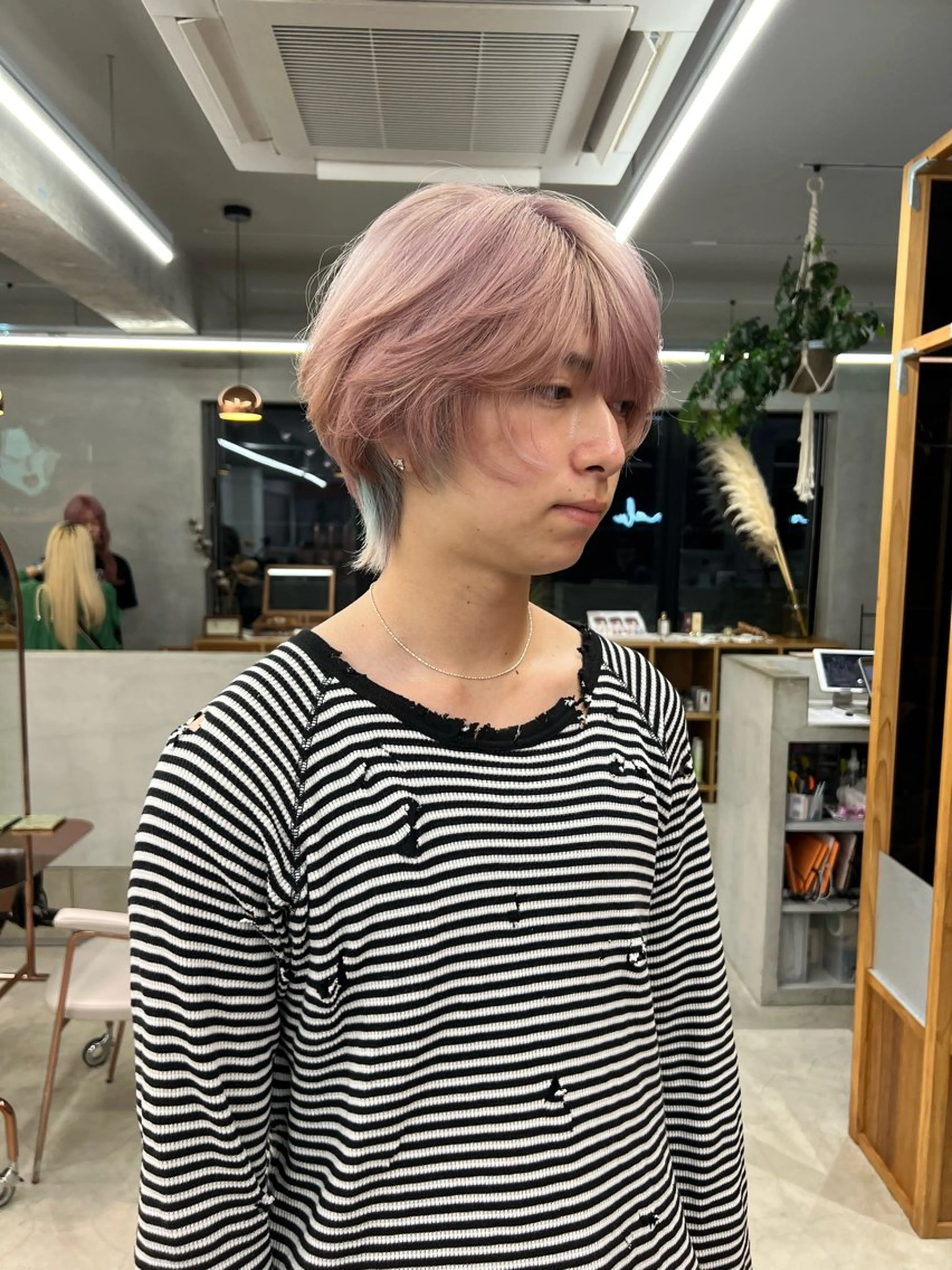 メンズ ヘアカラー ｻｶﾓﾄ ﾅｵﾐのヘアスタイル