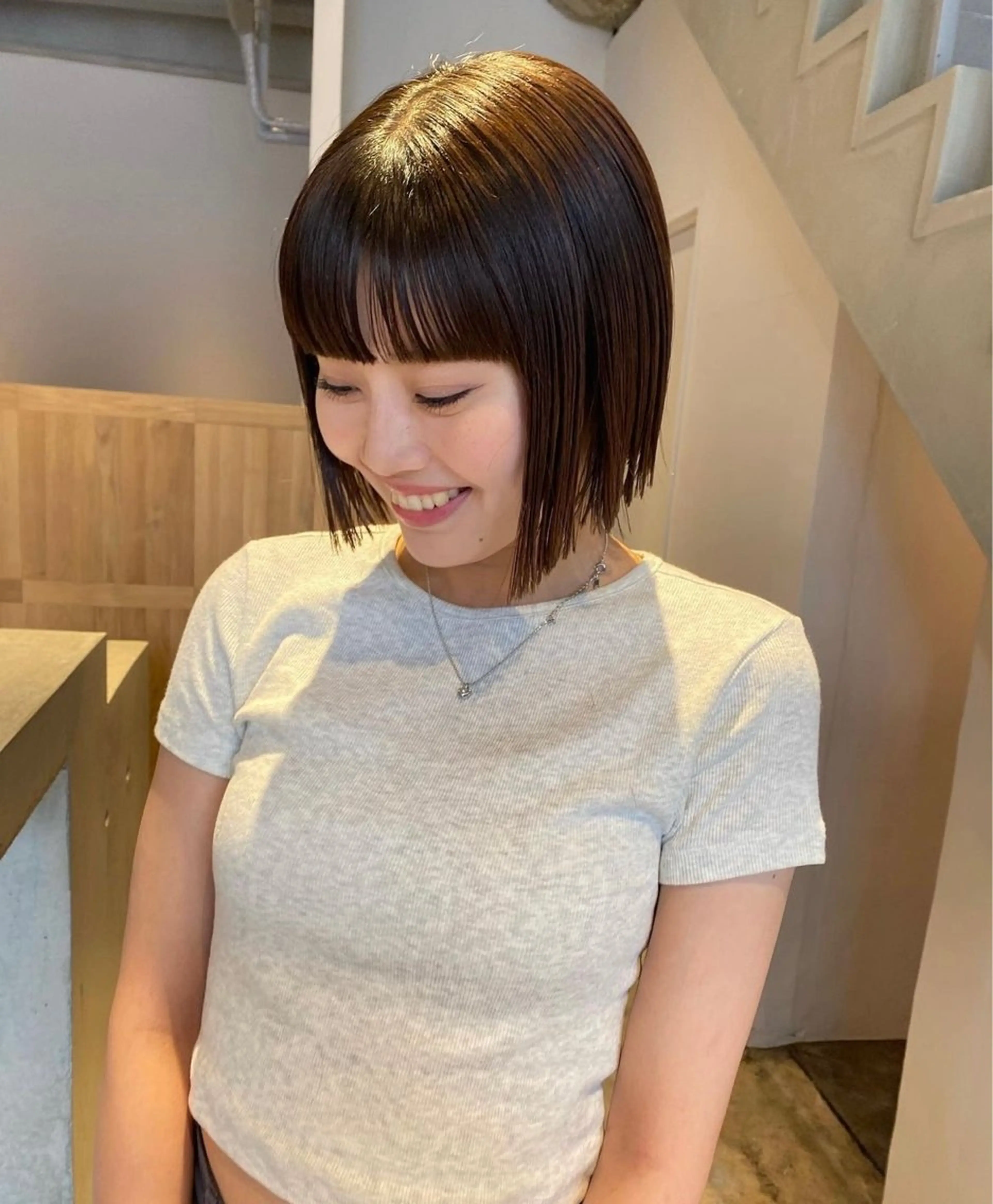 ミディアム ボブ 藤井 美歩/赤髪のヘアスタイル