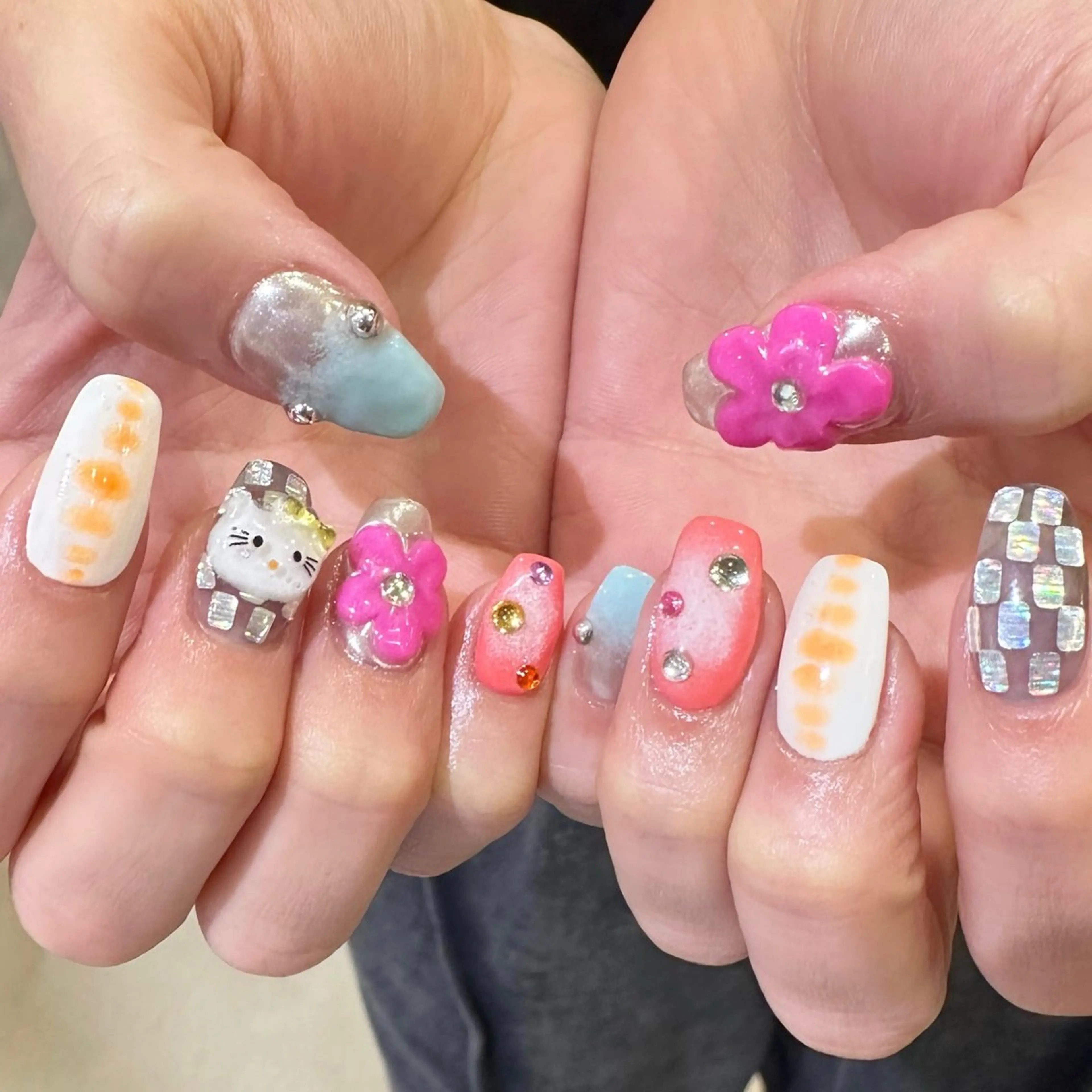 ネイル ハンドネイル 👽個性派ネイル🎀 komachiのネイルデザイン