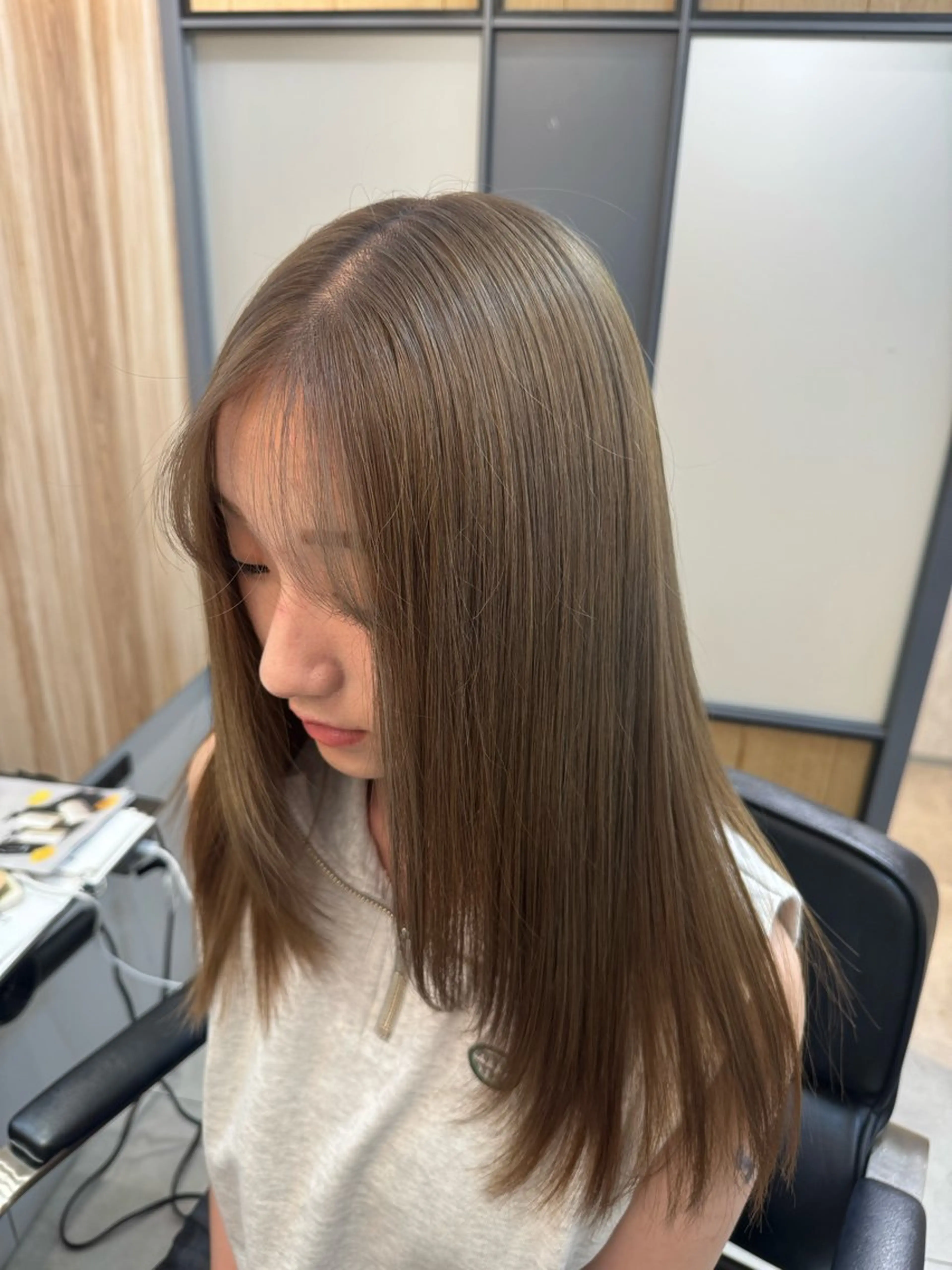 カラー ハイトーンカラー 【ioe三宮】魅美 /カラー/髪質改善のヘアスタイル